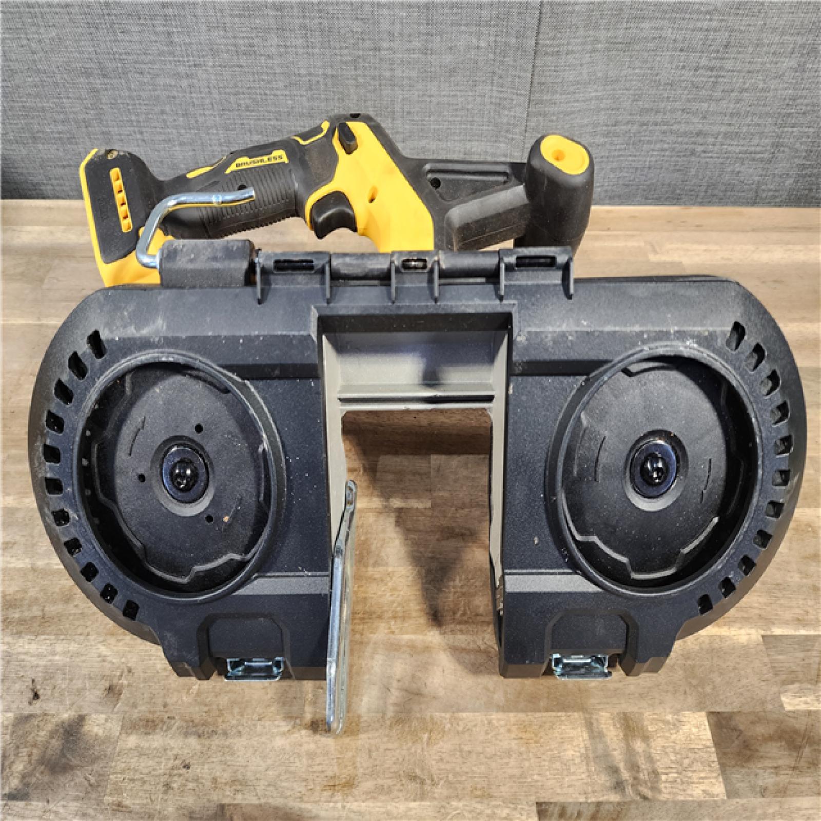 HOUSTON LOCATION - AS-IS DEWALT 20-Volt MAX 3-3/8 in. Cordless Brushless Bandsaw (Tool-Only)