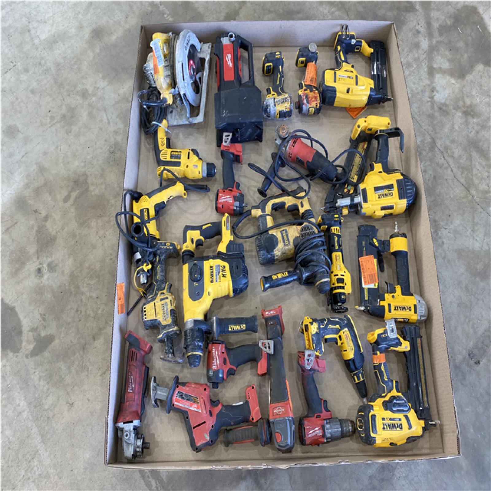 Houston Location - AS-IS LOOSE TOOL PALLET