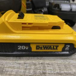 AS-IS DEWALT 20V MAX XR Lithium-Ion Cordless 18-Gauge Narrow Crown Stapler Kit