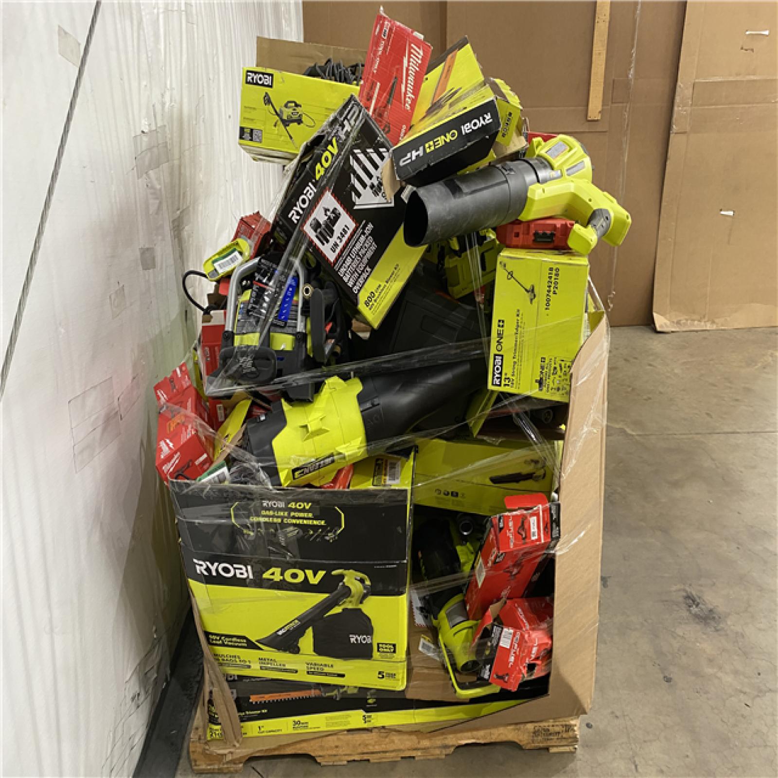 Houston Location AS IS - Tool Pallet