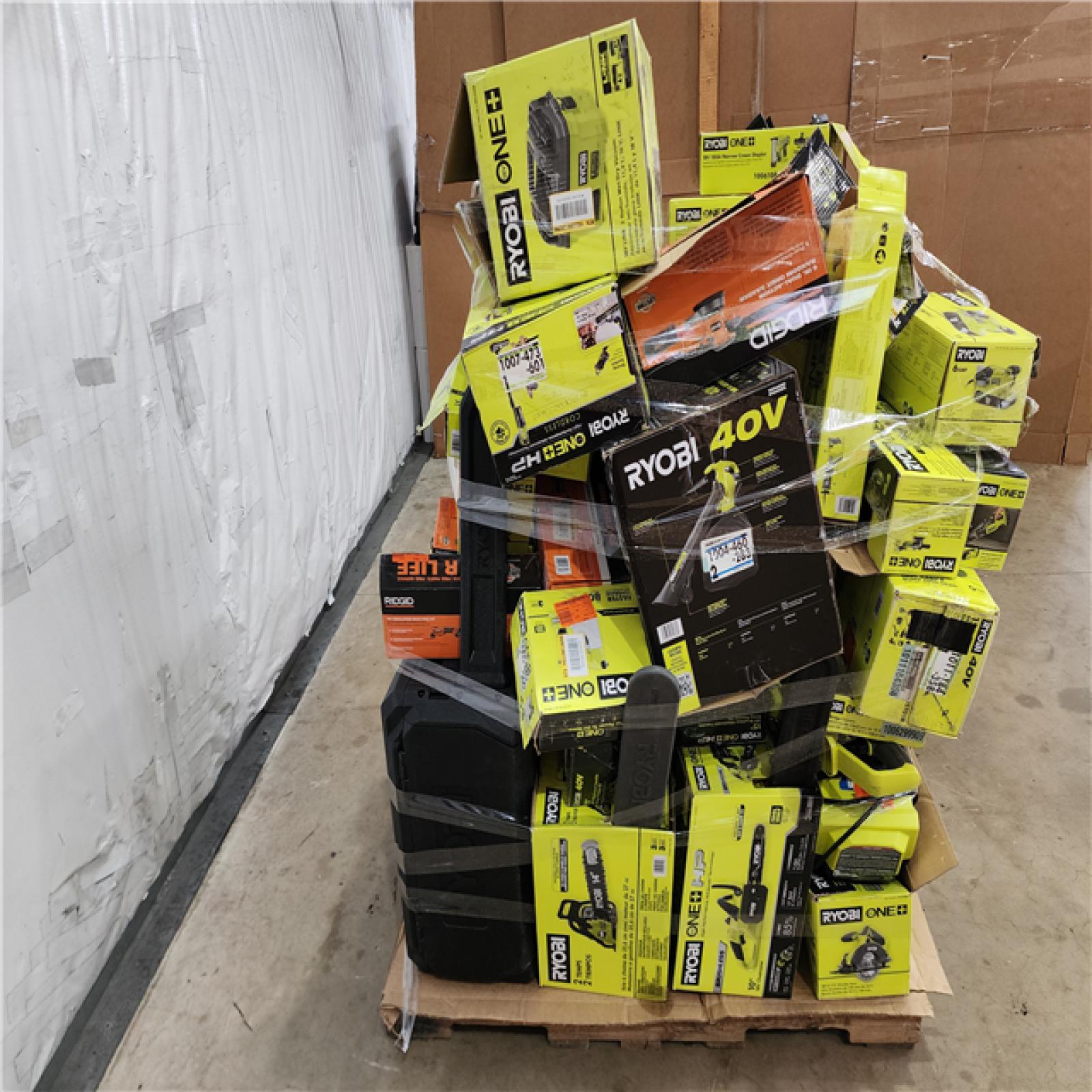 HOUSTON LOCATION - AS-IS TOOL PALLET