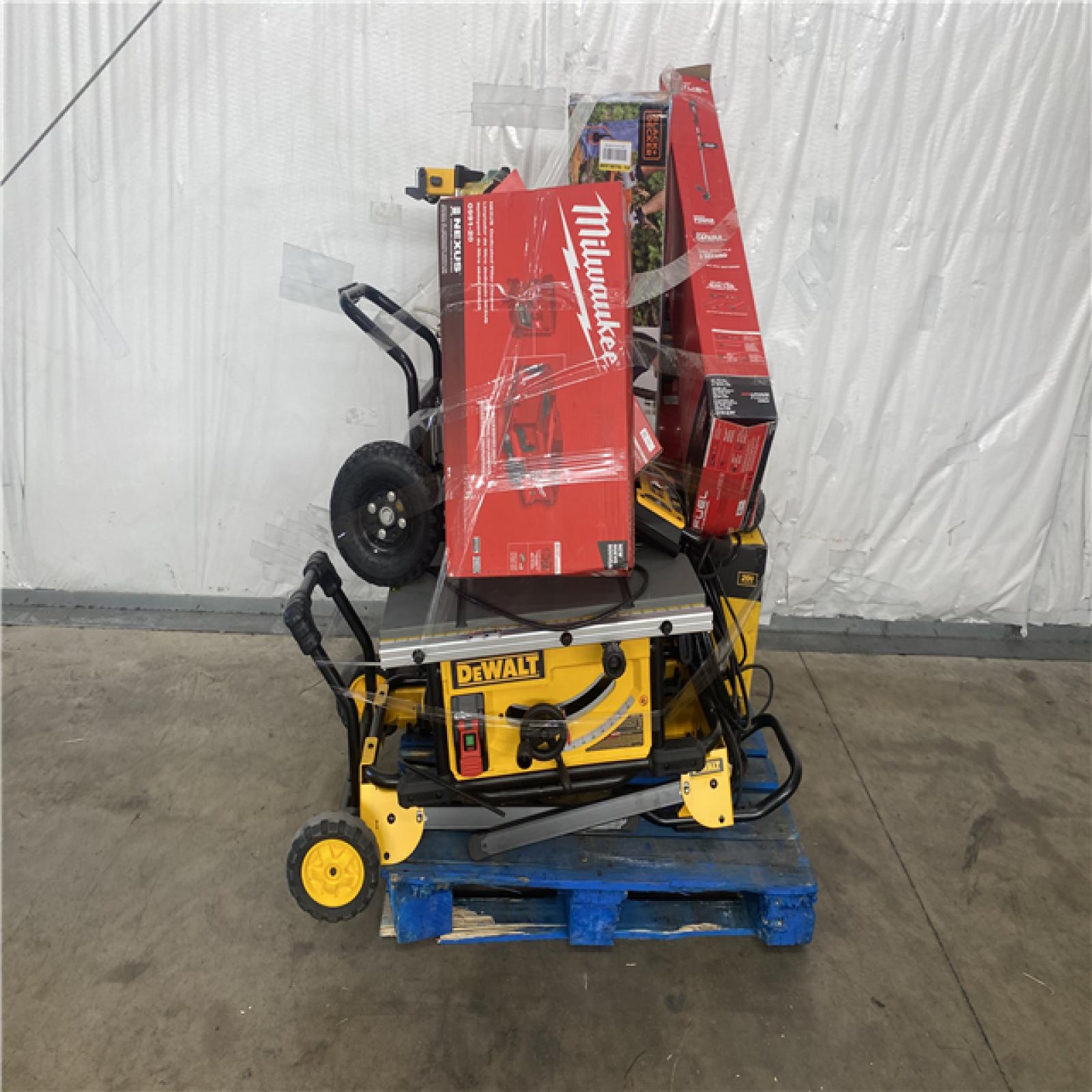 Houston Location AS IS - Tool Pallet