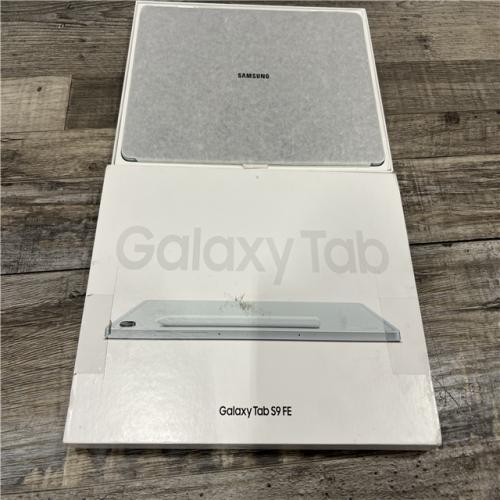 AS-IS Samsung - Galaxy Tab S10 FE - 10.9 128GB - Wi-Fi - with S-Pen - Blue