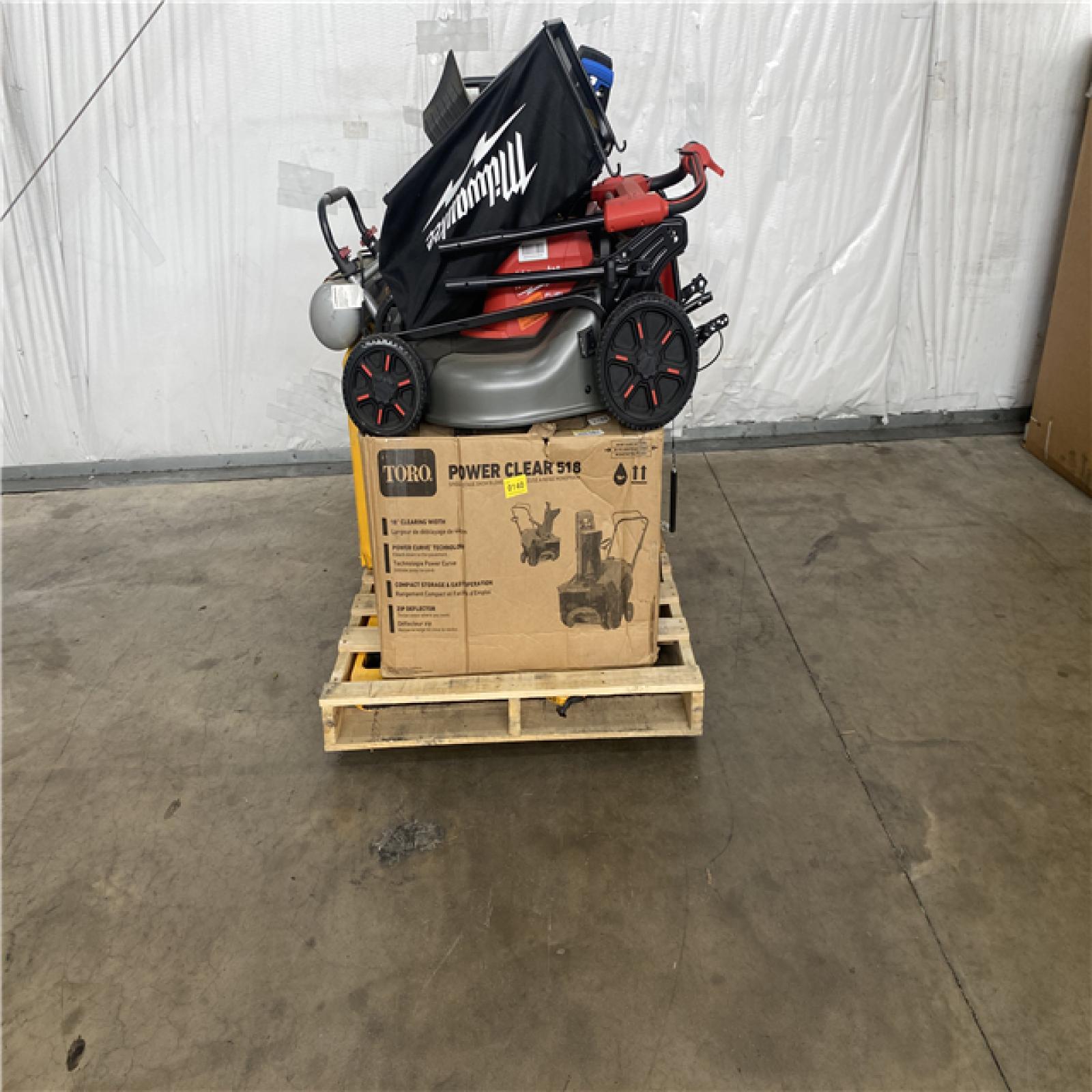 Houston Location - AS-IS Outdoor Pallet