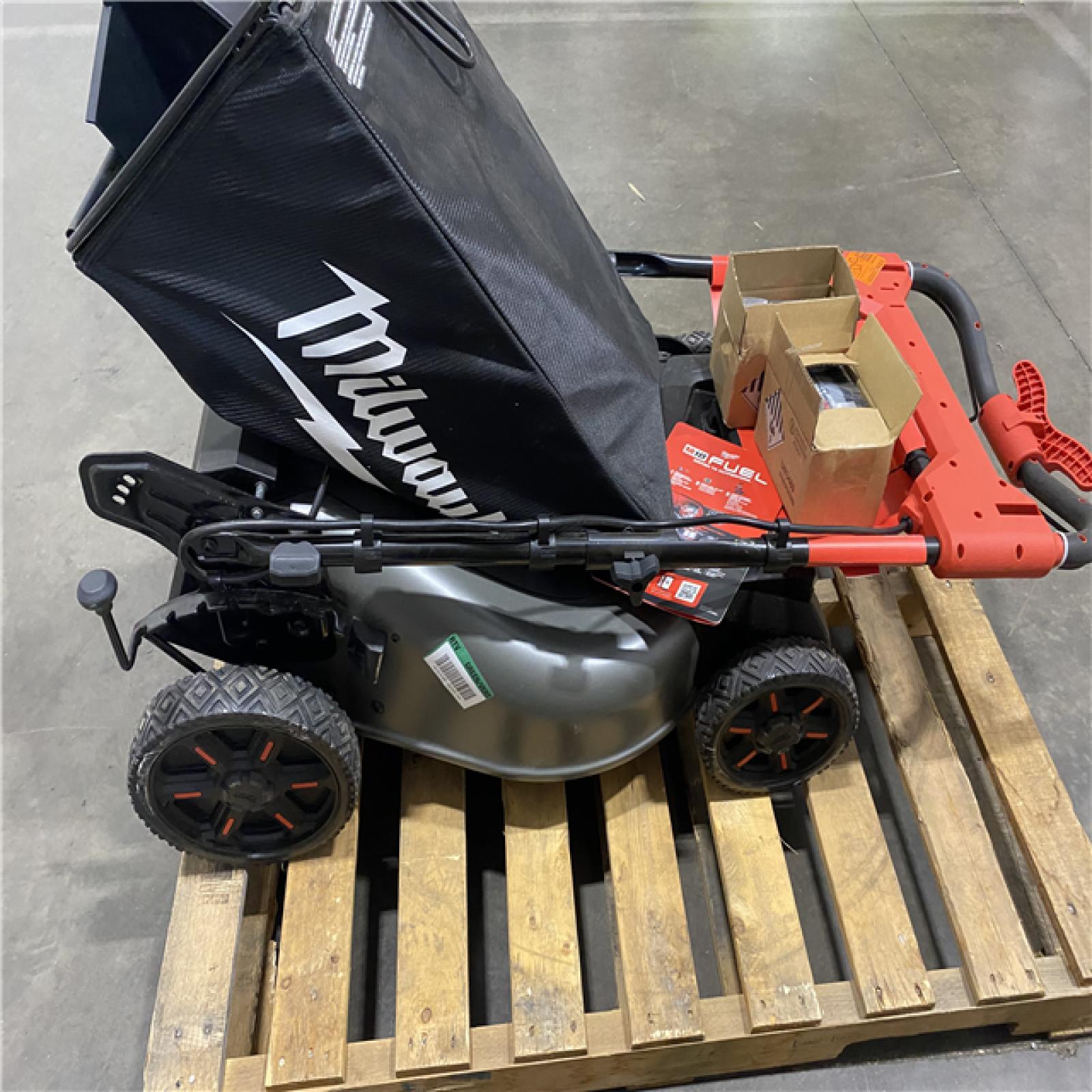 As-Is Milwaukee M18 FUEL Brushless Cordless 21 in. Walk Behind Dual Battery Self-Propelled Mower Kit