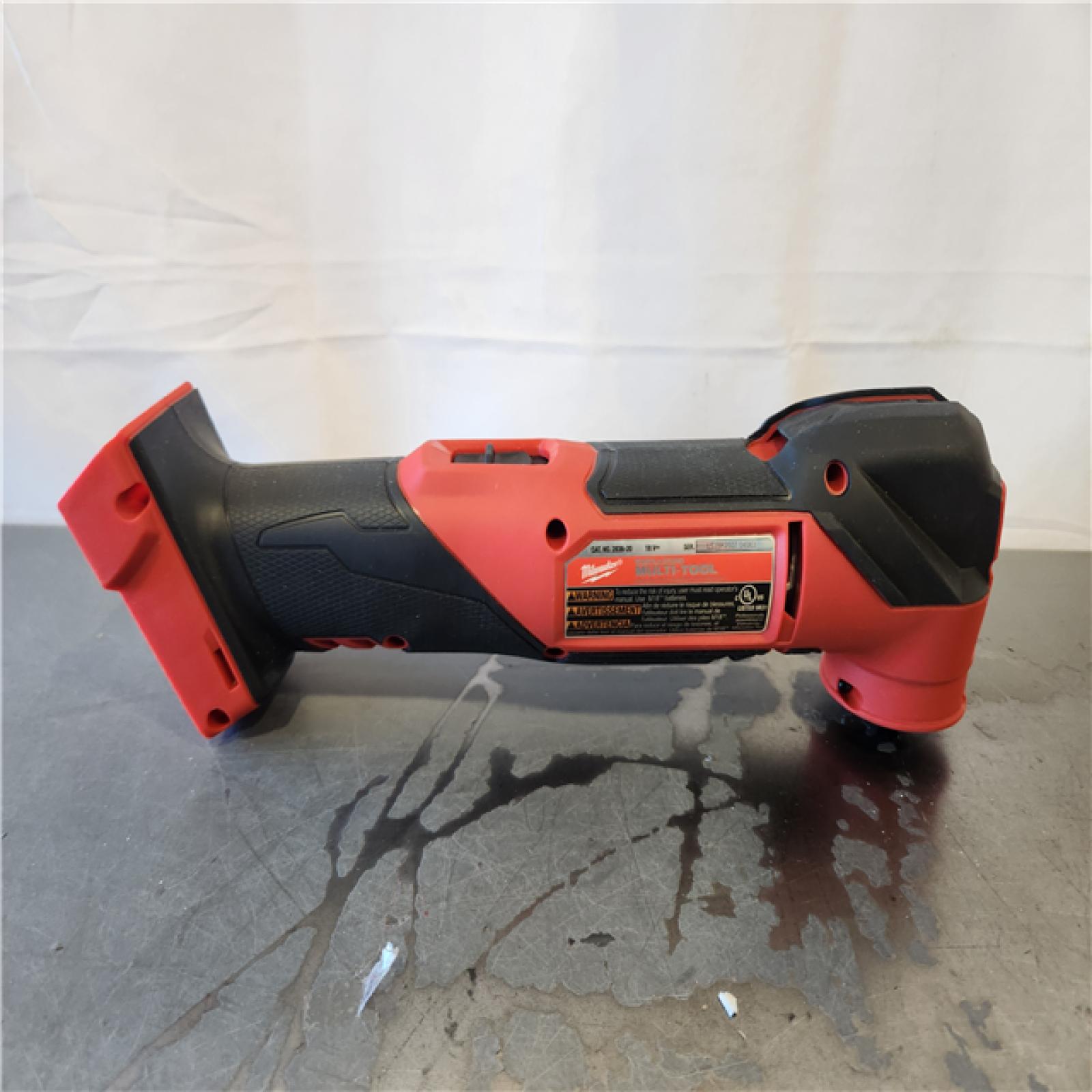 AS-IS- Milwaukee FUEL 18V Lithium-Ion Cordless Brushless Oscillating Multi-Tool (Tool-Only)