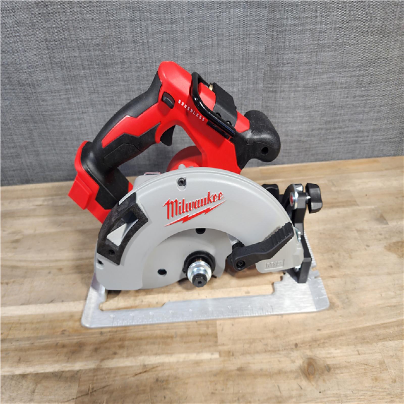 HOUSTON LOCATION - AS-IS Milwaukee 2 Tool Combo