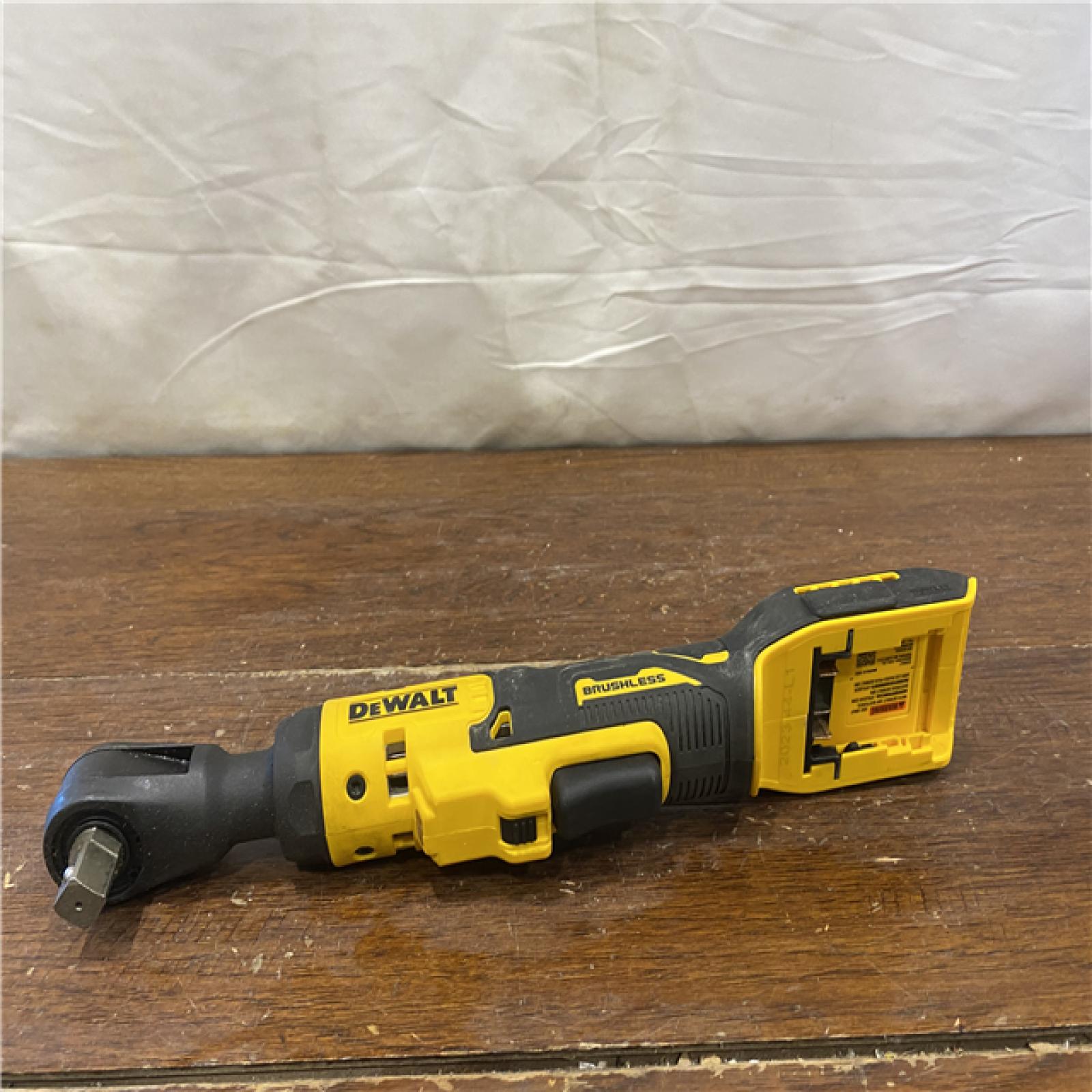AS-IS ATOMIC 20V MAX Cordless 1/2 in. Ratchet (Tool Only)