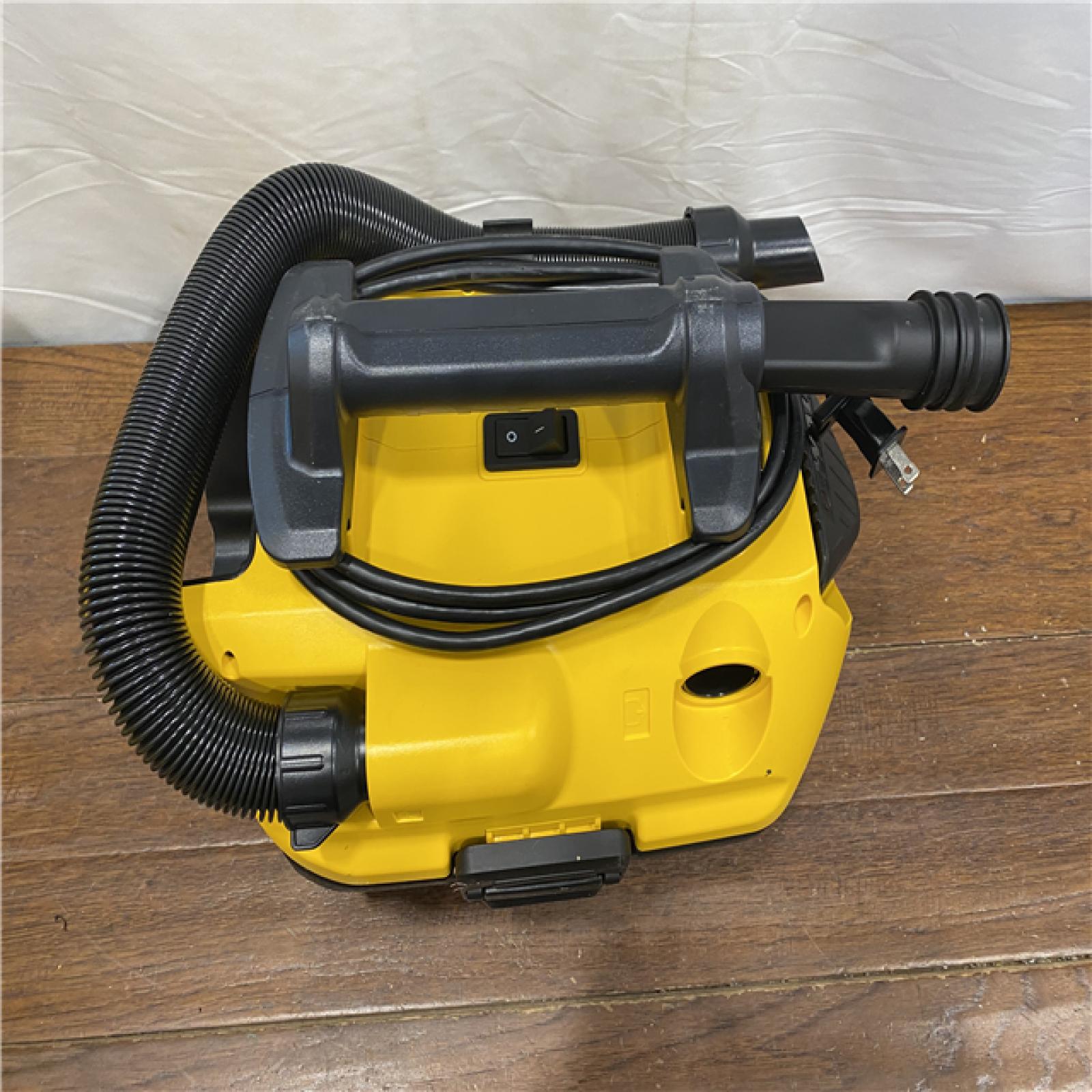AS-IS Dewalt 2-gal. Max Cordless/Corded Wet/Dry Vacuum