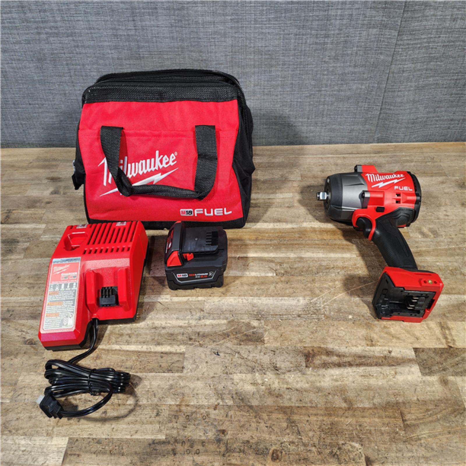 HOUSTON LOCATION - AS-IS Milwaukee FUEL 18V Lithium-Ion Brushless Cordless 1/2 in. Impact Wrench w/Friction Ring Kit