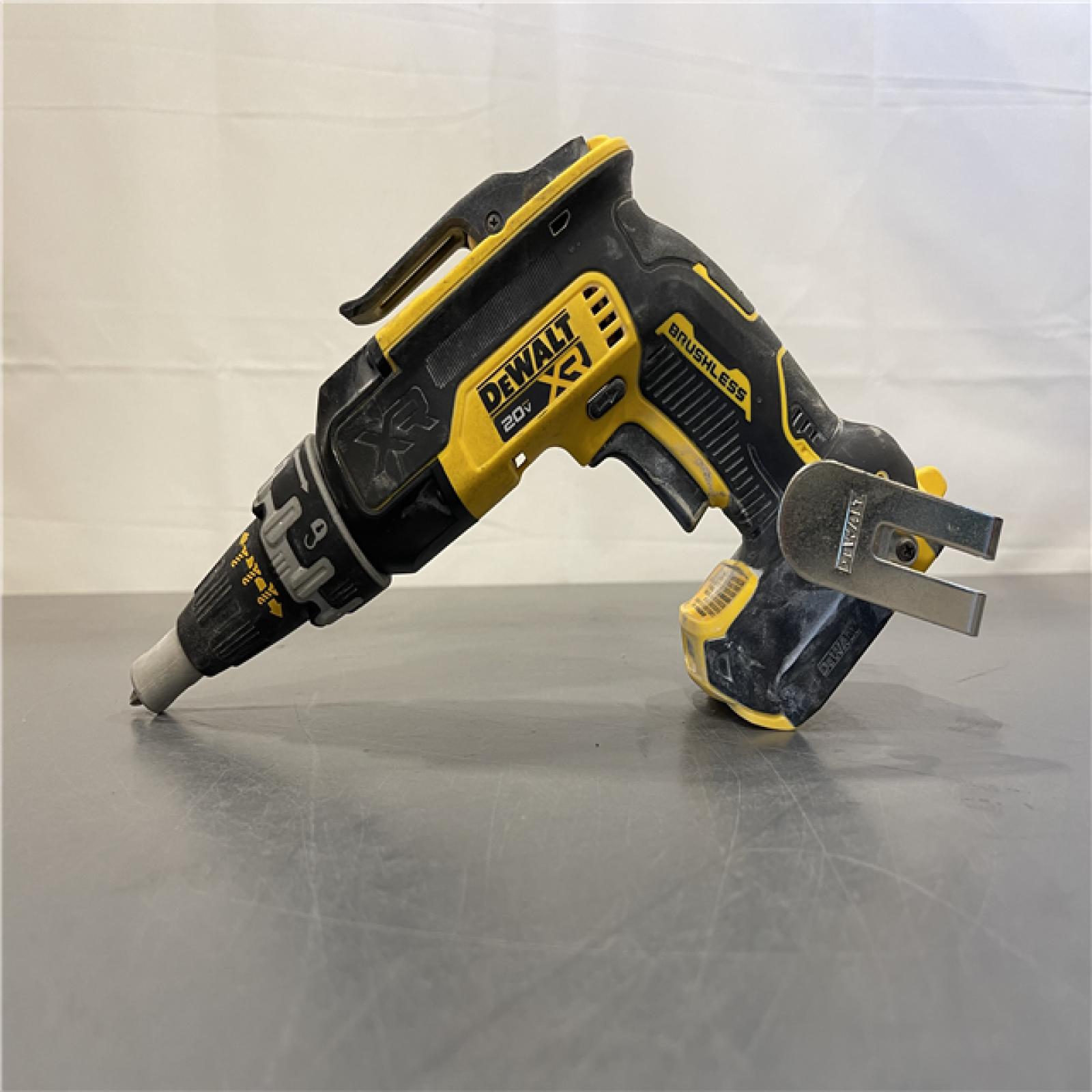 AS-IS - DeWalt 20V MAX XR Brushless Cordless Drywall Screw Gun Tool Only