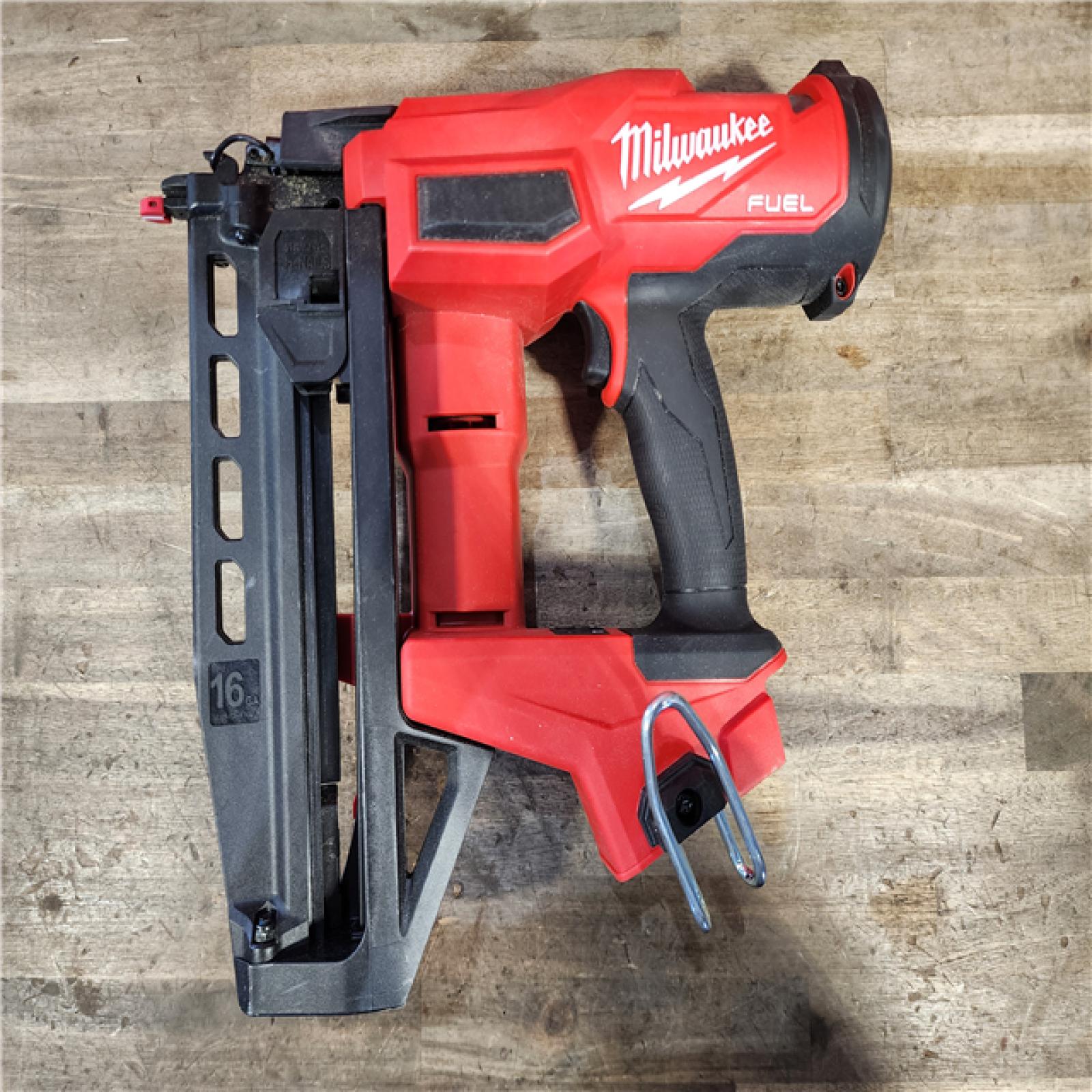 HOUSTON LOCATION - AS-IS MILWAUKEE 16 GAUGE STRAIGHT FINISH NAILER (TOOL ONLY)