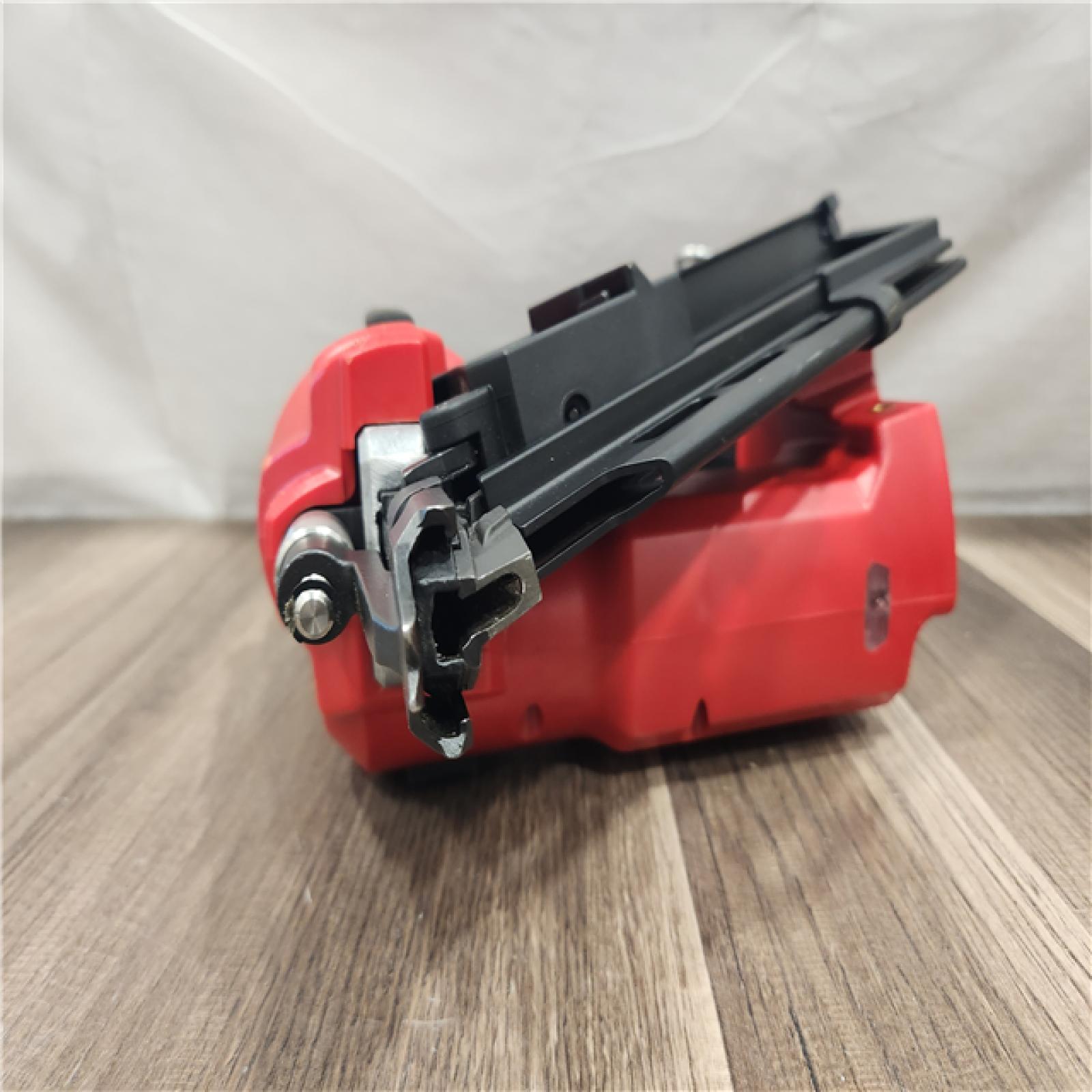 AS-IS- Milwaukee M18 FUEL 30 Degree Framing Nailer (TOOL ONLY)