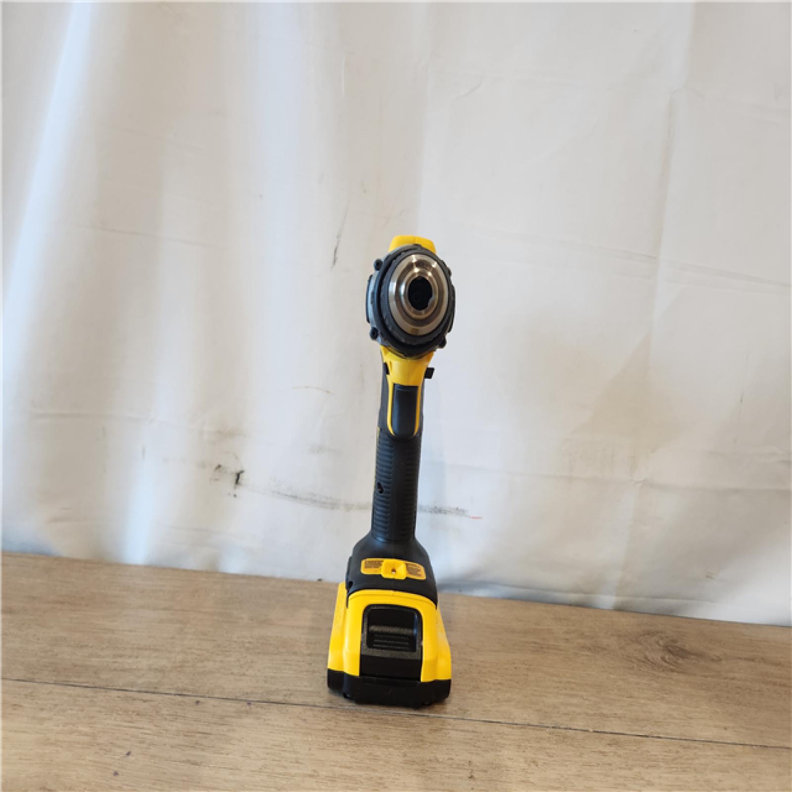 AS-IS- DEWALT 20V  Cordless.5 in Drill Driver  2 Ah