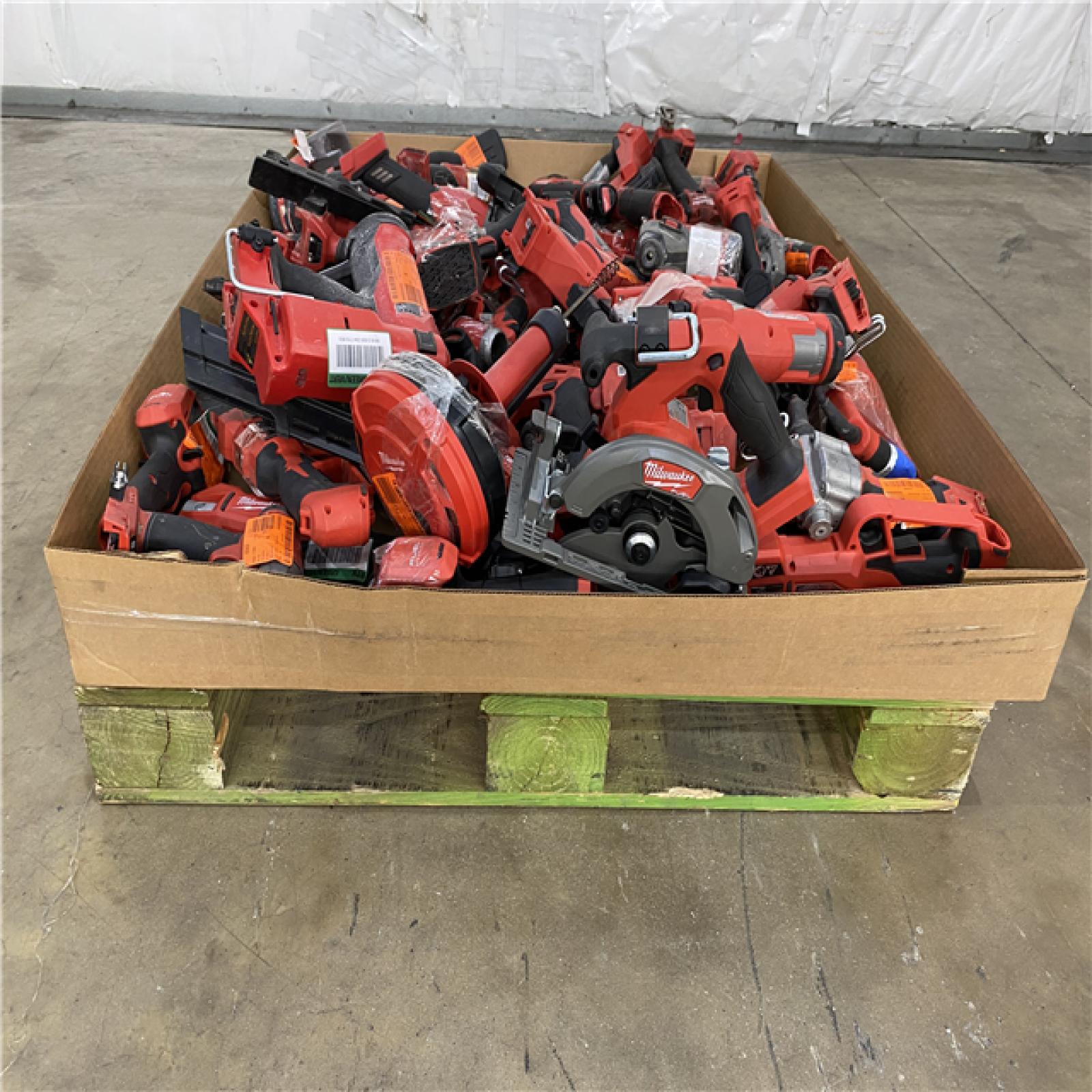 Houston Location AS IS - Tool Pallet