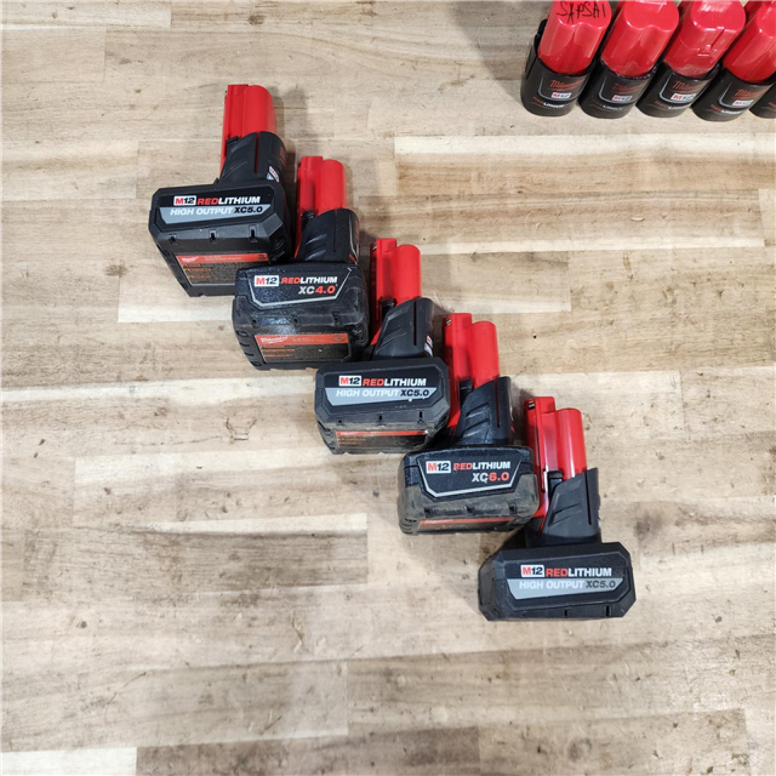 HOUSTON LOCATION - AS-IS MILWAUKEE BATTERY PACK QTY - 10