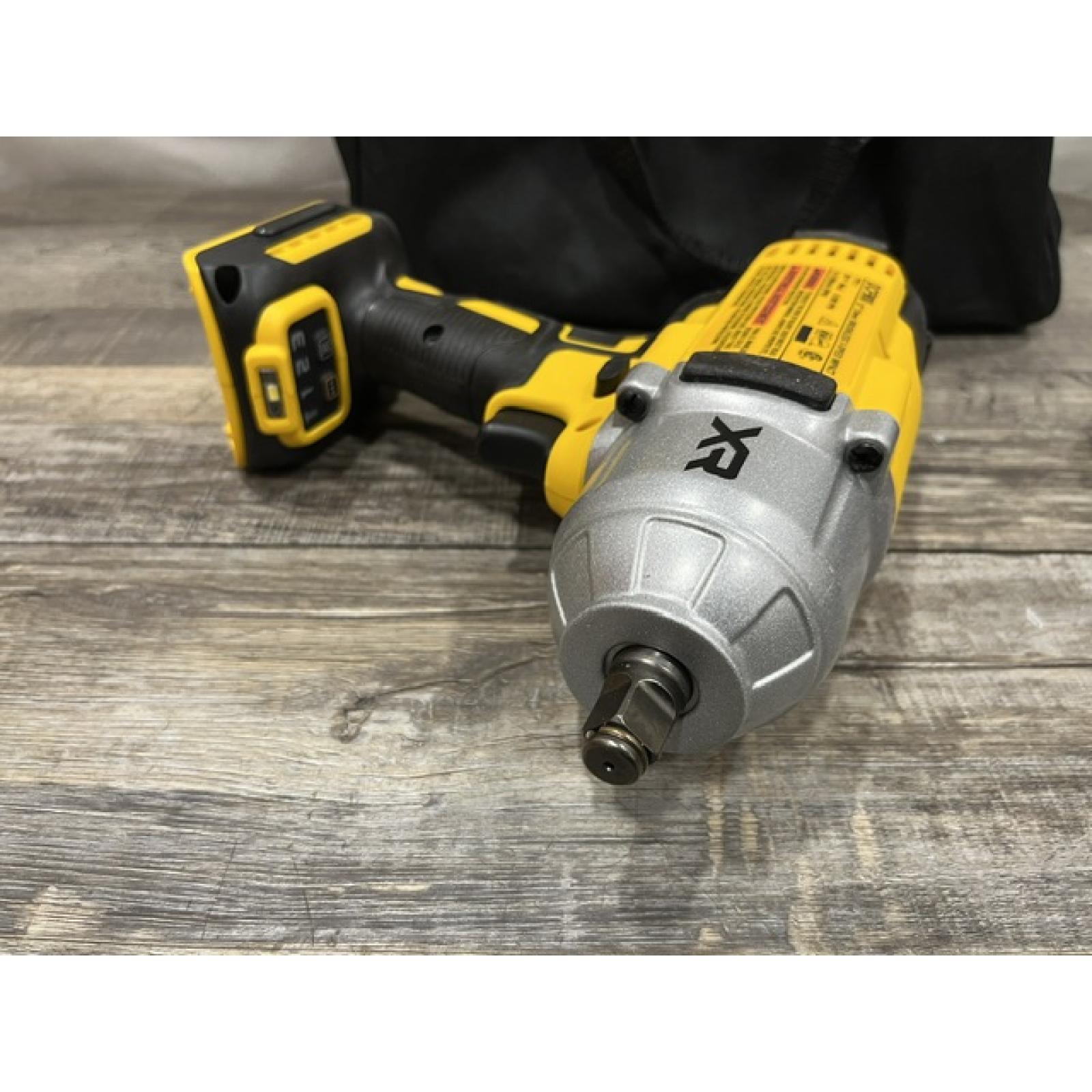 AS-IS DEWALT 20V MAX Lithium-Ion Cordless 1/2 in. Impact Wrench Kit