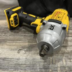 AS-IS DEWALT 20V MAX Lithium-Ion Cordless 1/2 in. Impact Wrench Kit