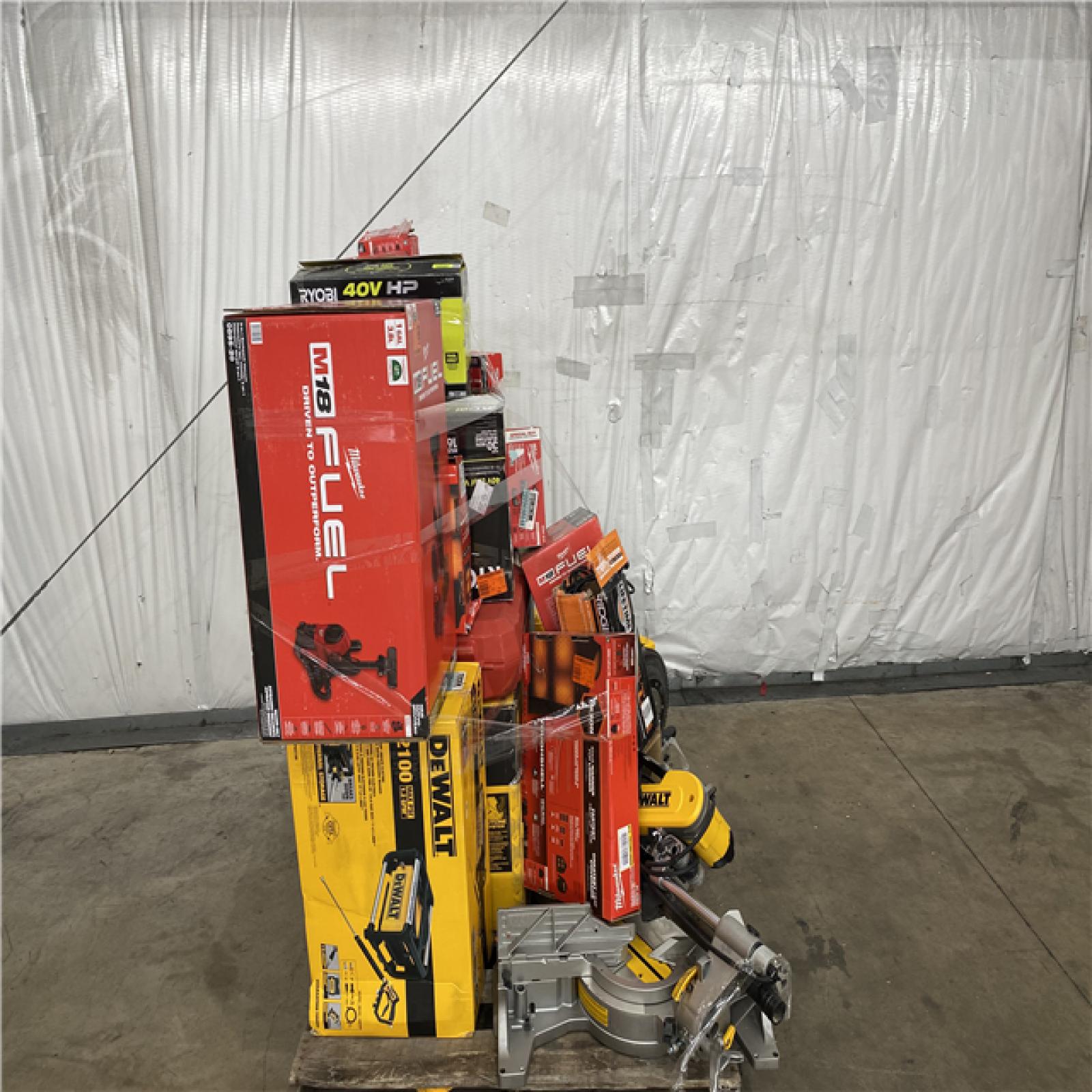 Houston Location AS IS - Tool Pallet