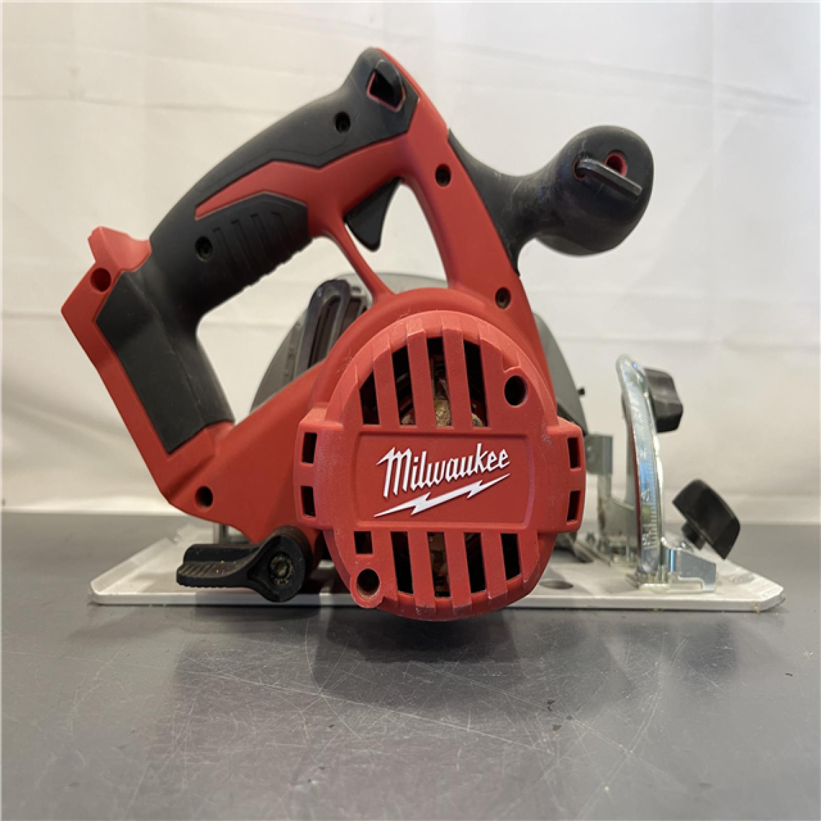 AS-IS - Milwaukee M18 Cordless 6-1/2 Circular Saw Bare Tool Only