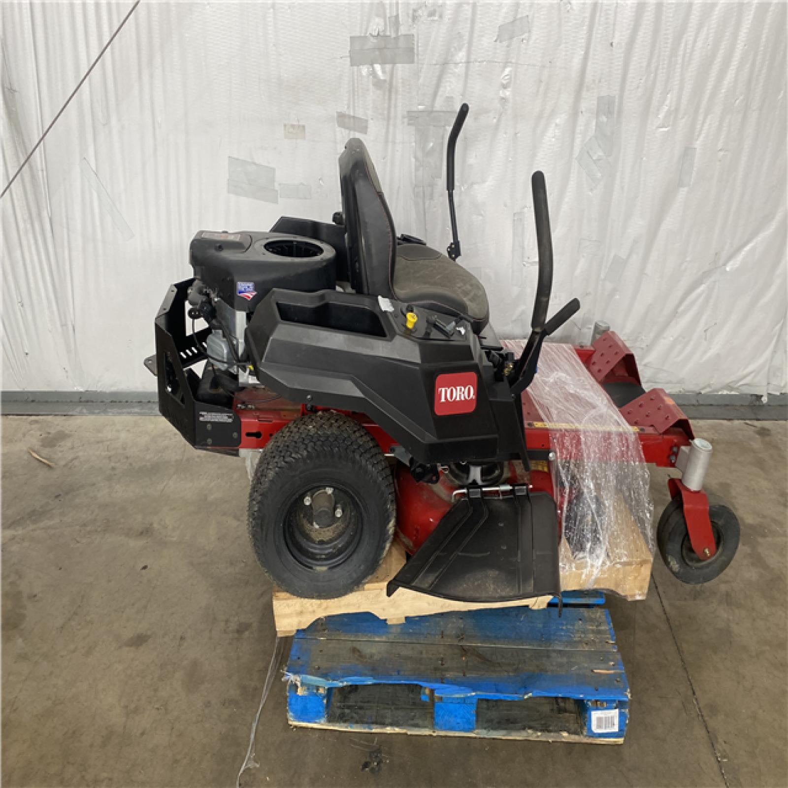Houston Location AS IS - Outdoor Power Equipment TORO Timecutter  42 inch Riding Mower