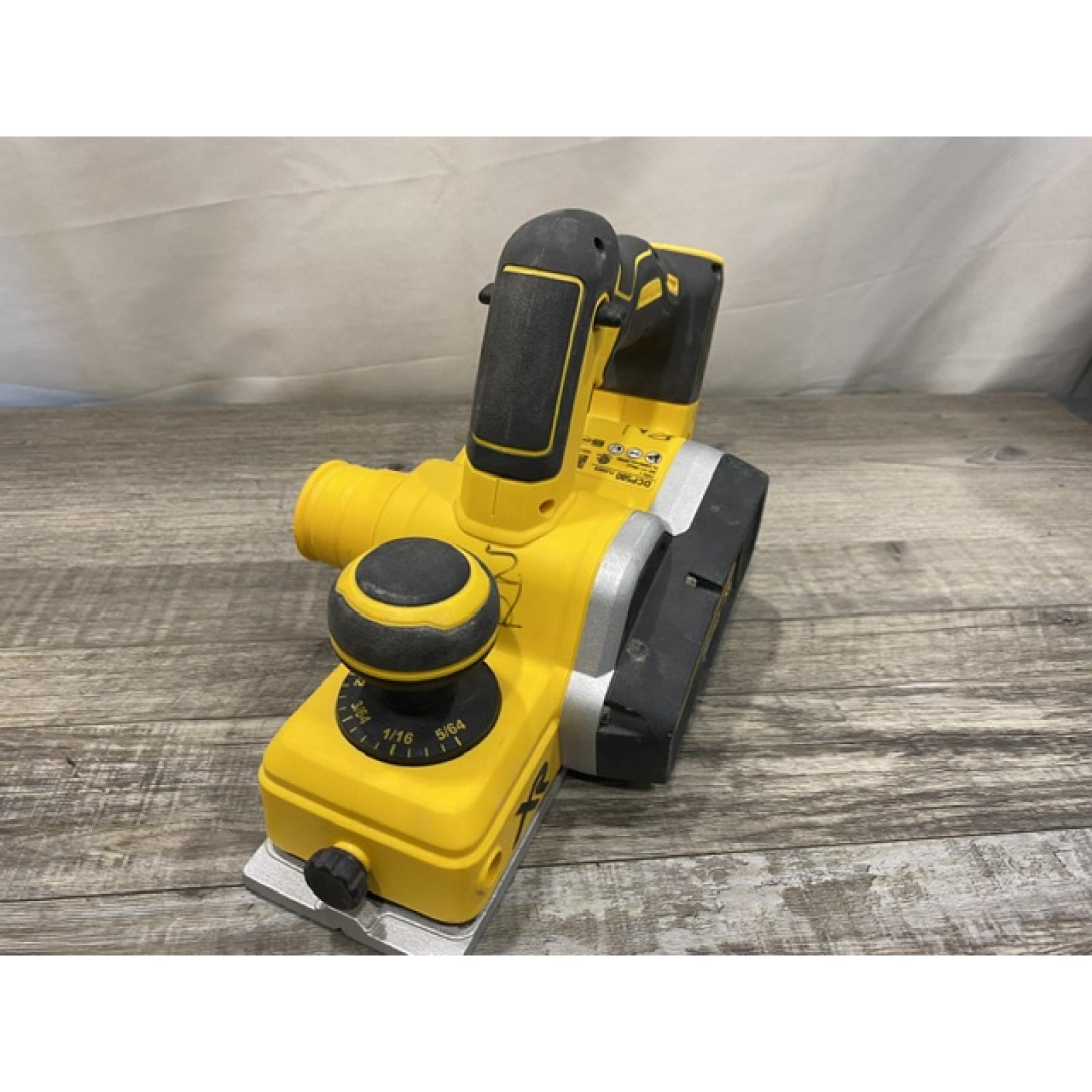 AS-IS DEWALT 20V MAX XR Cordless Brushless 3-1/4 in. Planer (Tool Only)