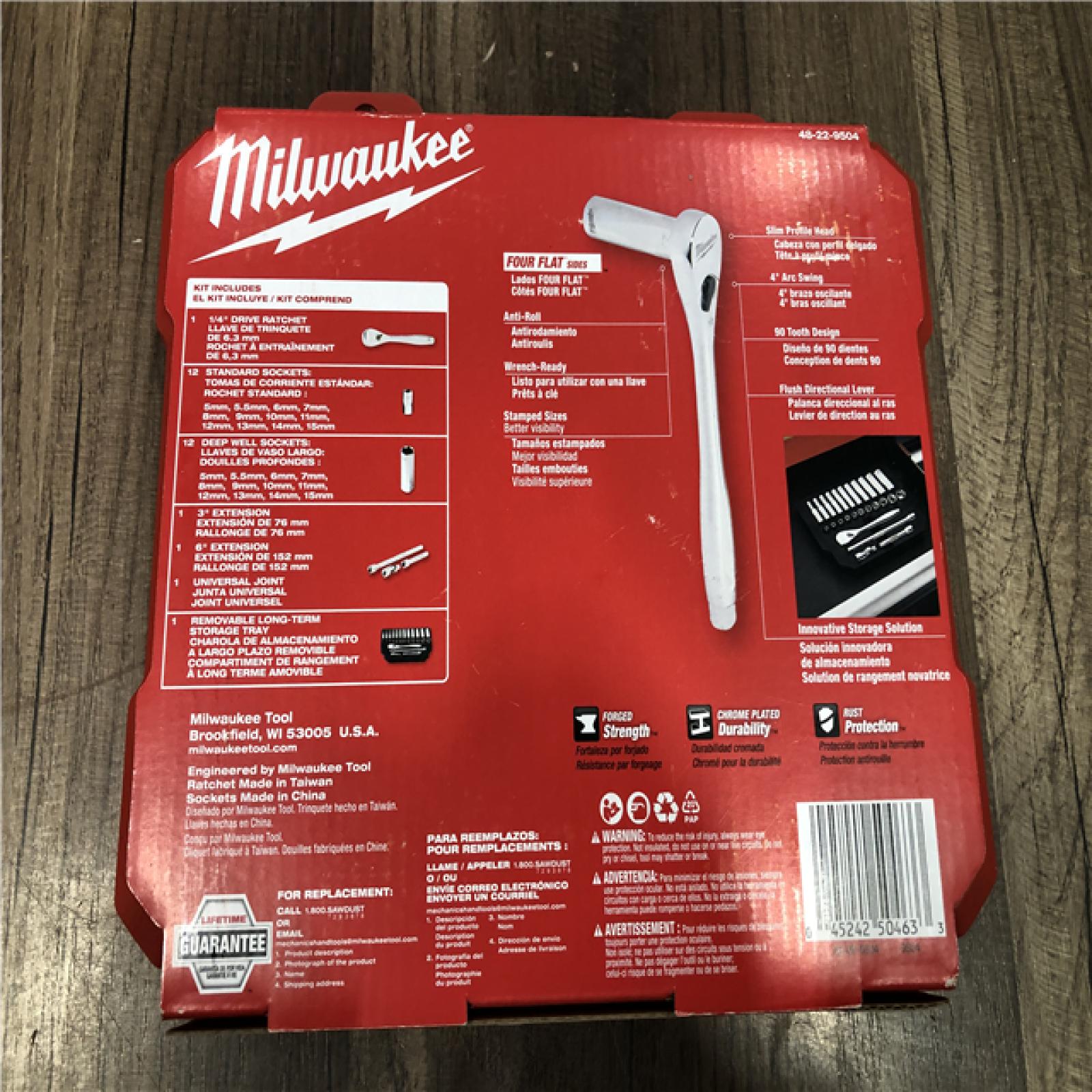 NEW-  Milwaukee 1/4  Drive Metric Ratchet Socket Mechanics Tool Set (28-Pc)