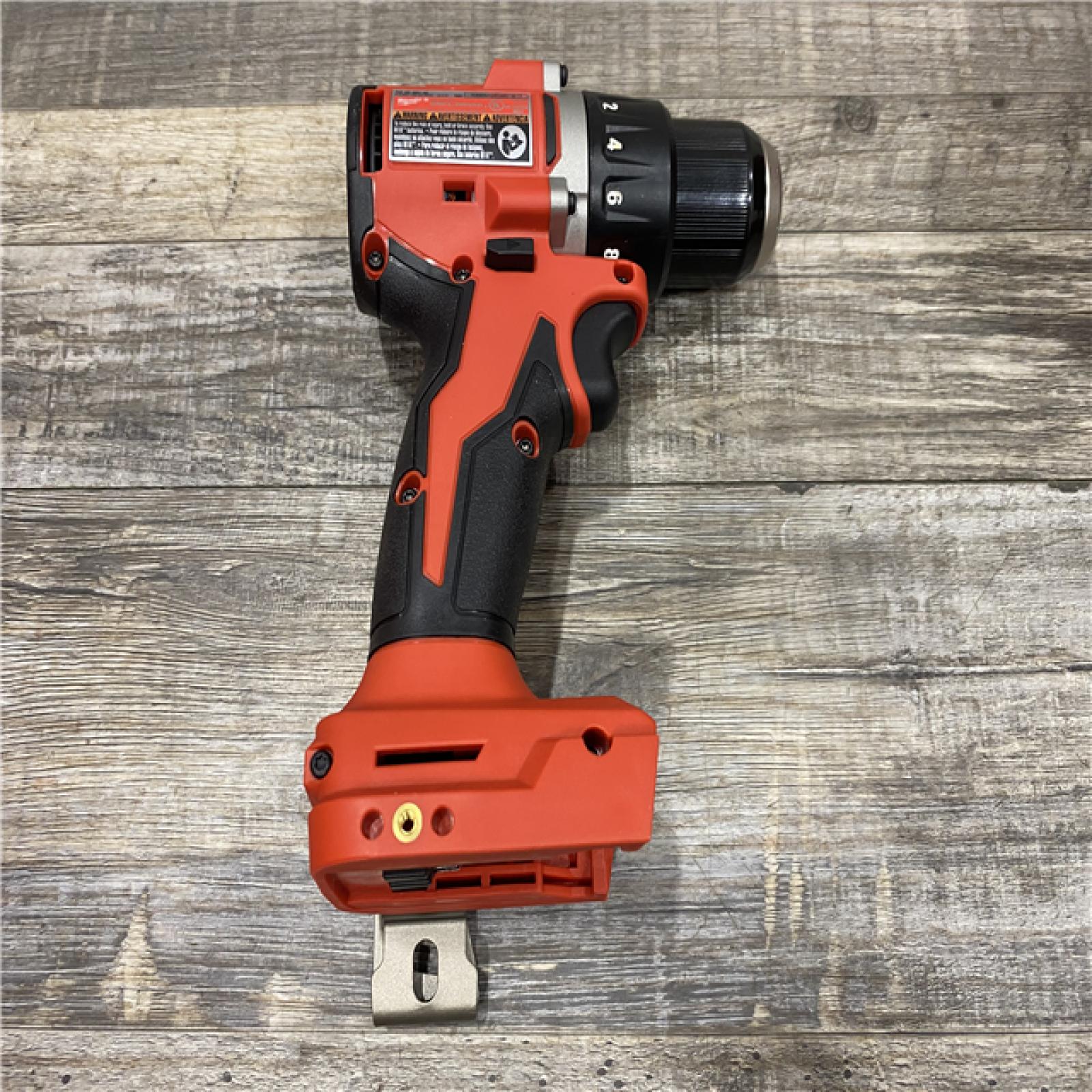 AS-IS Milwaukee 18V Lithium-Ion Brushless Cordless 1/2 in. Compact Drill/Driver Kit