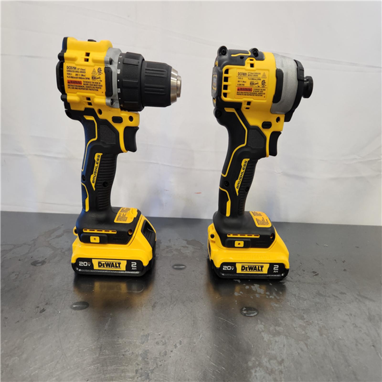 AS-IS- DEWALT ATOMIC 20-Volt MAX Lithium-Ion Cordless Combo Kit