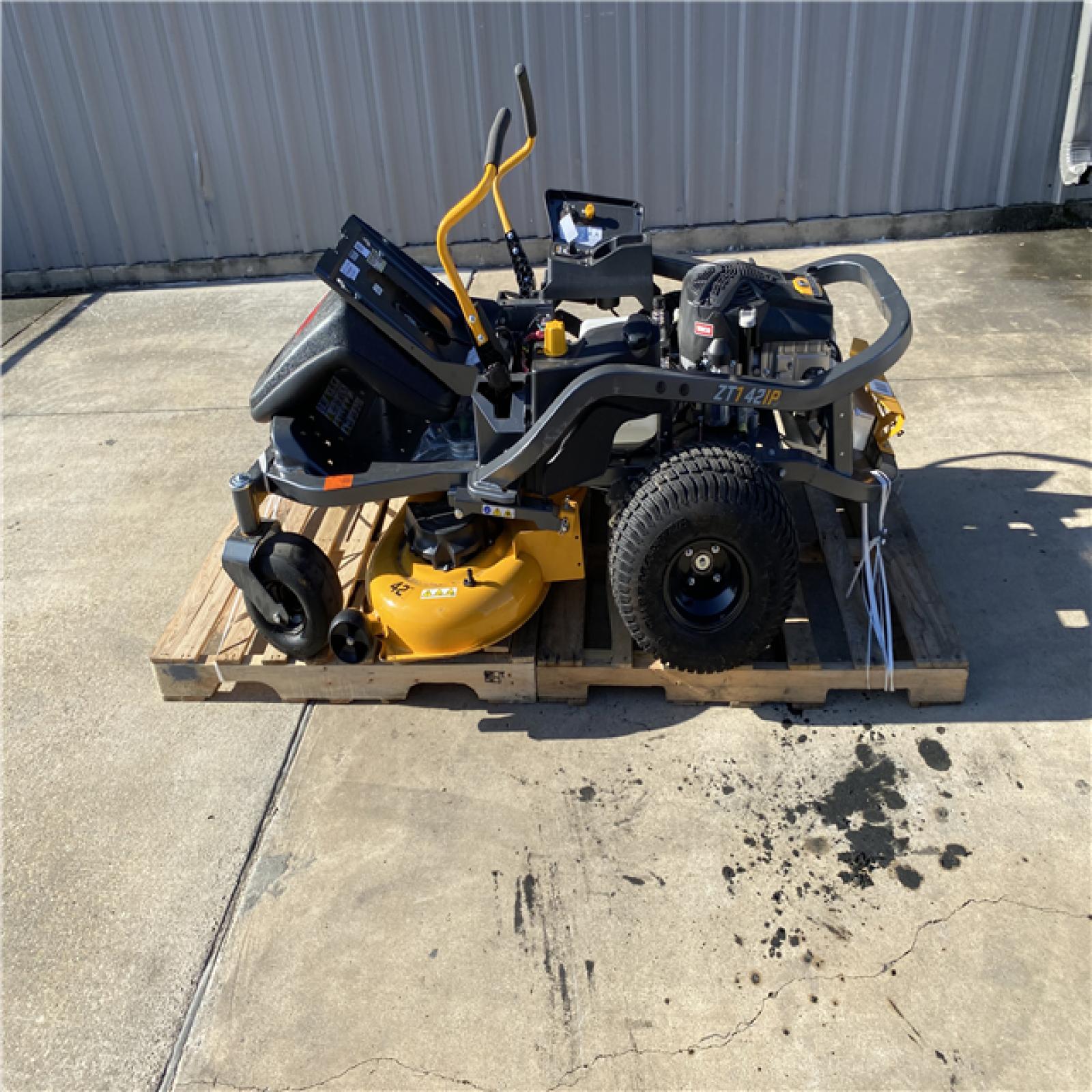 Houston Location - AS-IS Cub Cadet ZT1 42 IP Riding Mower