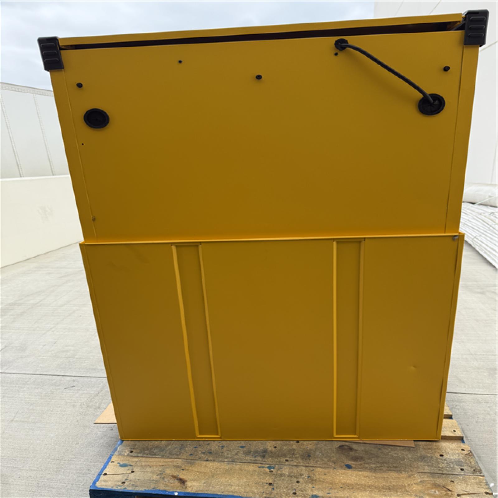 California AS-IS DeWalt Tool Chest