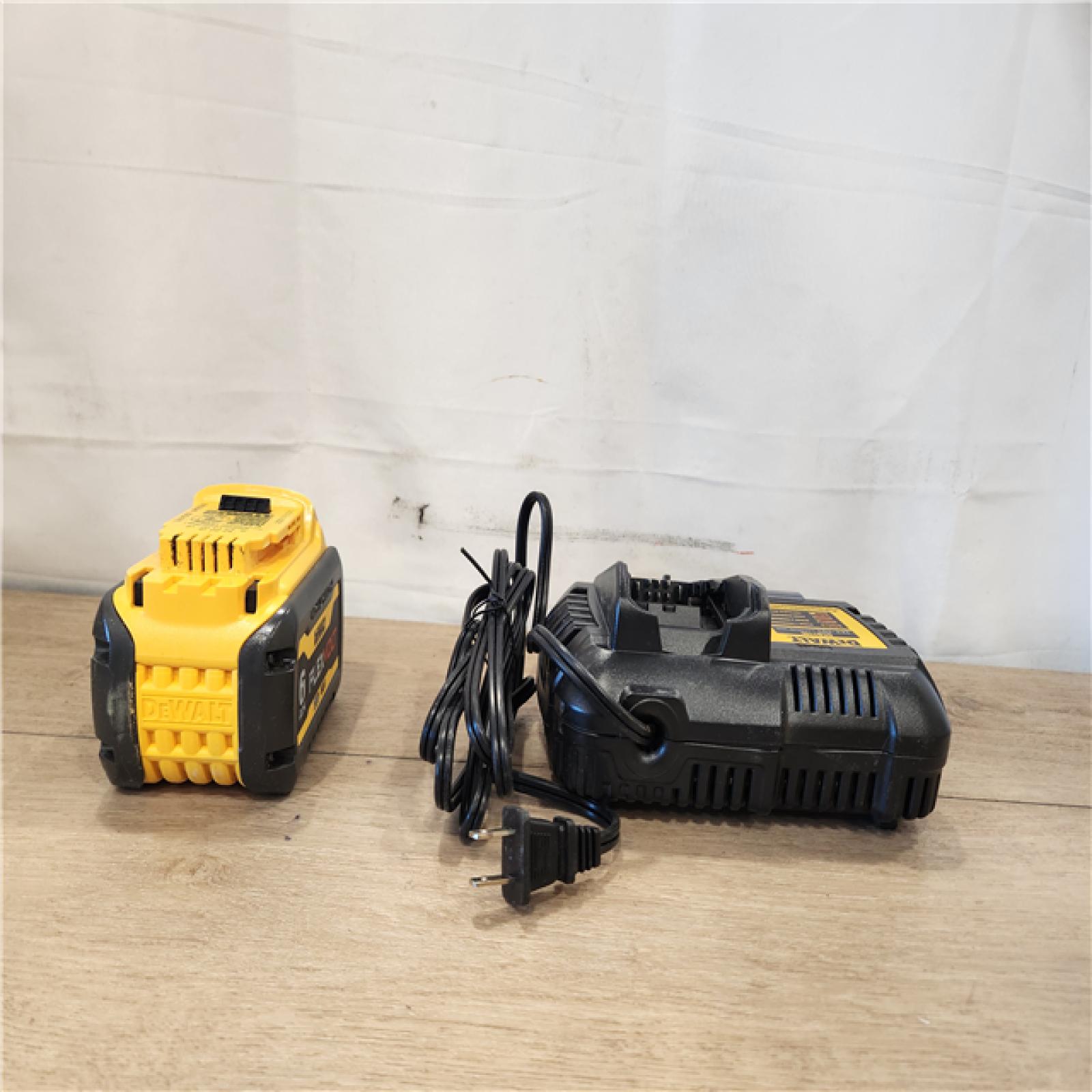 AS-IS- FLEXVOLT 20V/60V MAX Lithium-Ion 6.0Ah Battery Pack with 6 Amp Output Charger