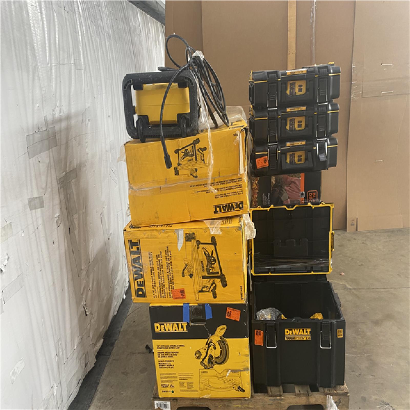 Houston Location AS IS - Tool Pallet