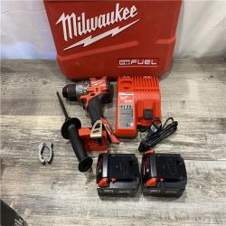 LIKE NEW - Milwaukee FUEL 18V Lithium-Ion Brushless Cordless 1/2 in. Hammer Drill Driver Kit