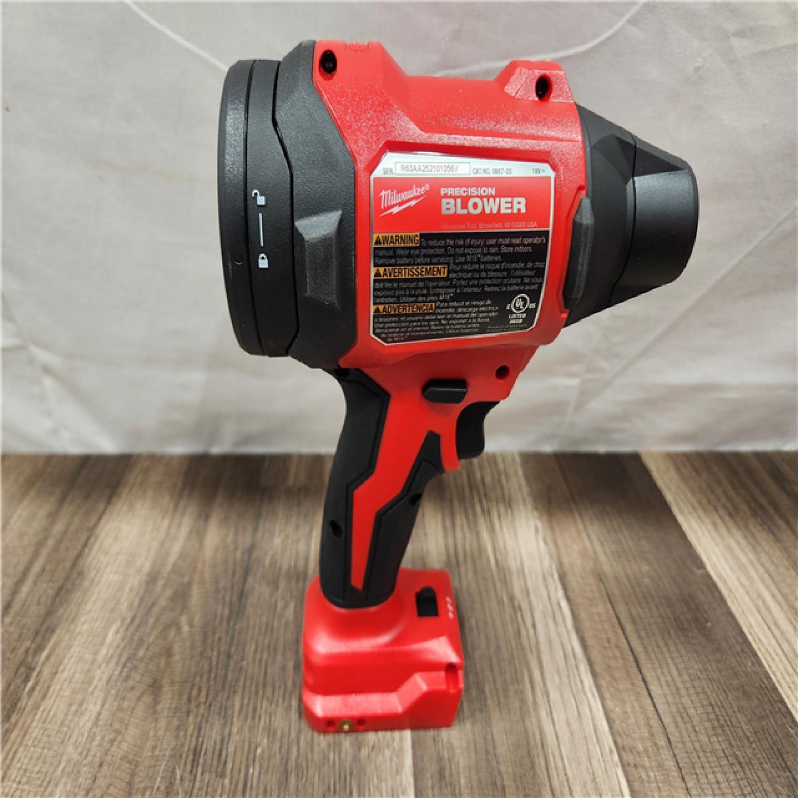 AS-IS- M18 18V Lithium-Ion 570 MPH Brushless Cordless Precision Blower with Variable Speed Trigger and Trigger Lock