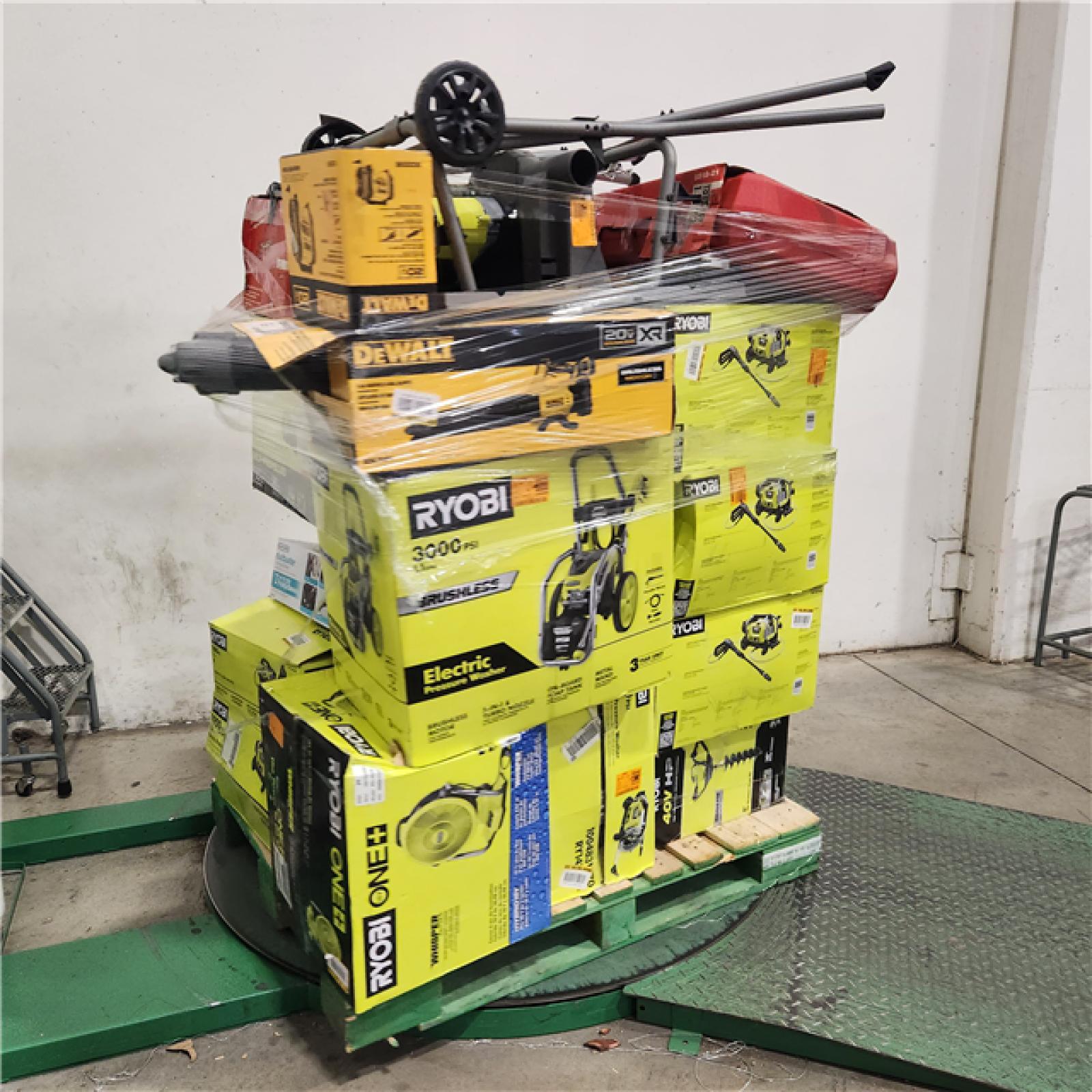Dallas Location - As-Is Tool Pallet