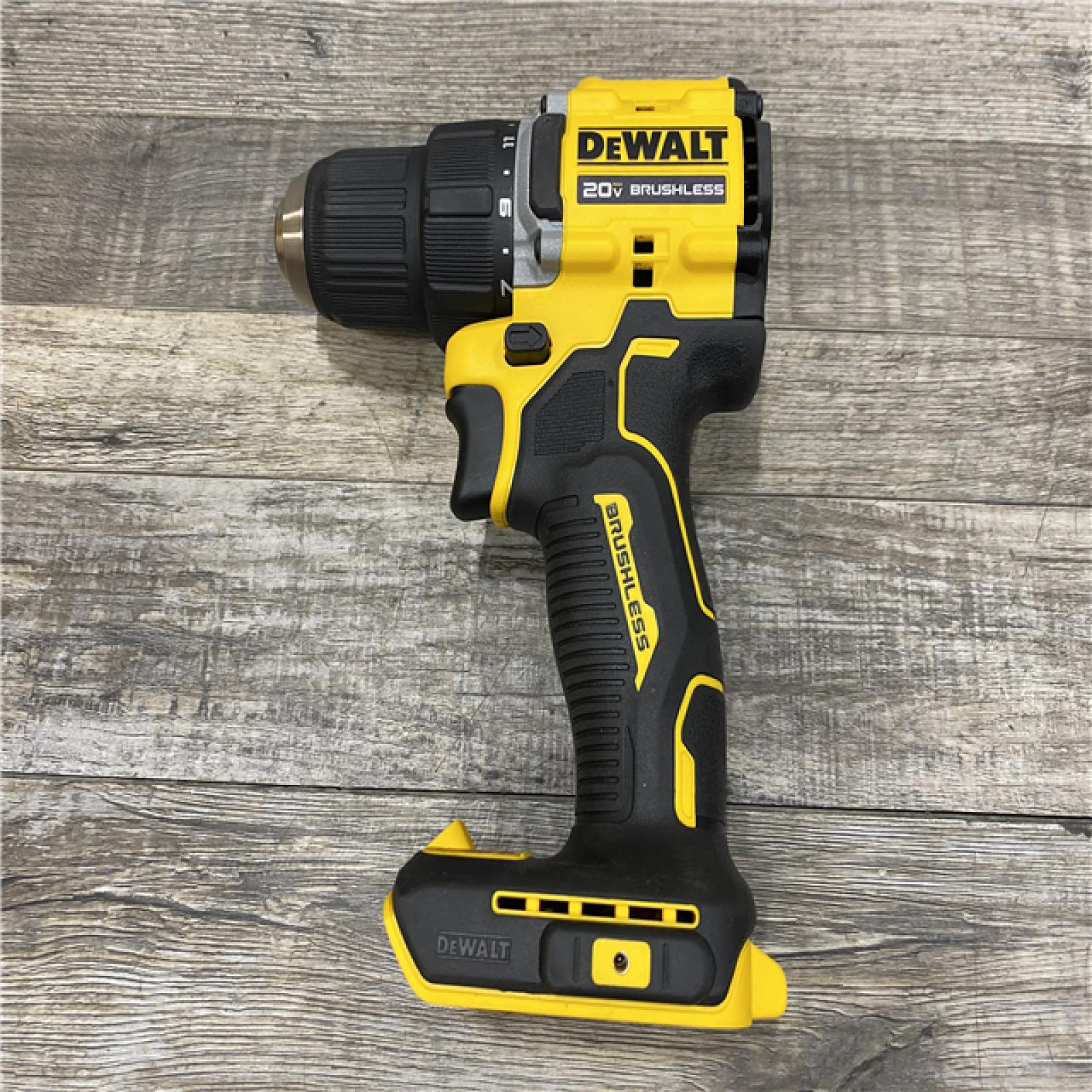 AS-IS DEWALT Atomic 20V Lithium-Ion Cordless Compact 1/2 in. Drill/Driver Kit