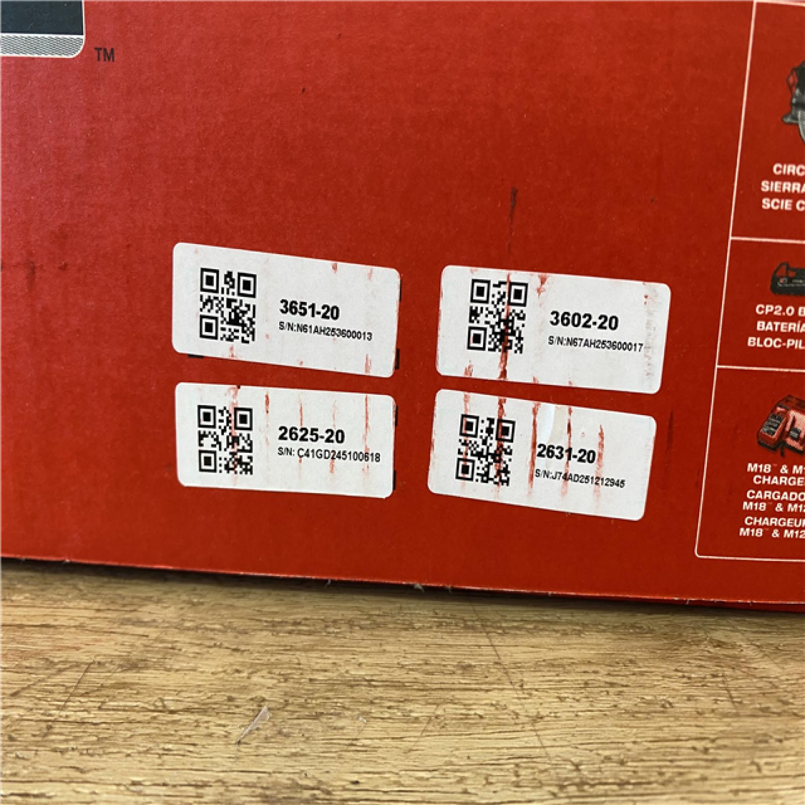 NEW! Milwaukee 18-Volt Lithium-Ion Brushless Cordless (4-Tool) Combo Kit