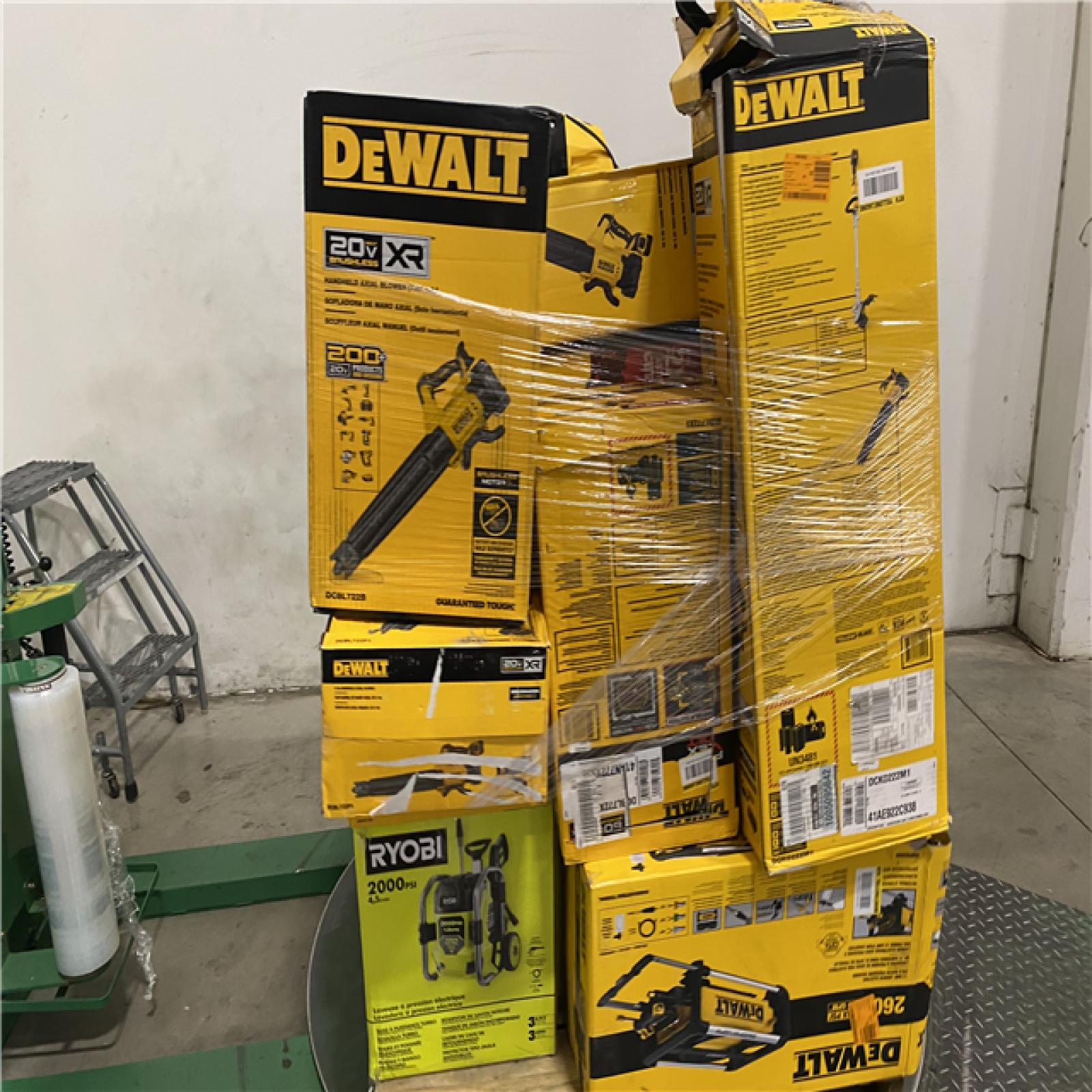 Dallas Location - As-Is Tool Pallet