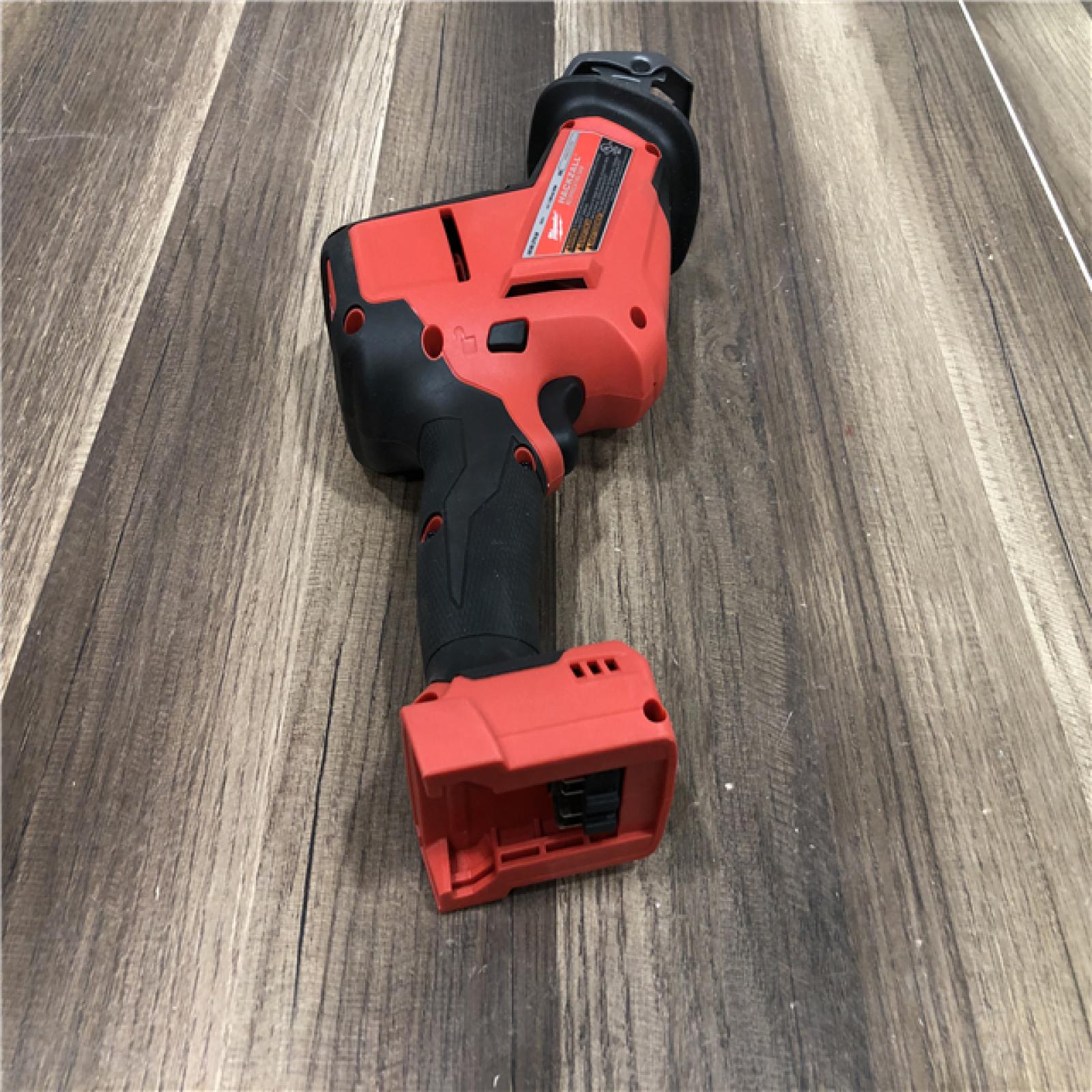 AS-IS Milwaukee  FUEL 18V Lithium-Ion Brushless Cordless HACKZALL Reciprocating Saw (Tool-Only)