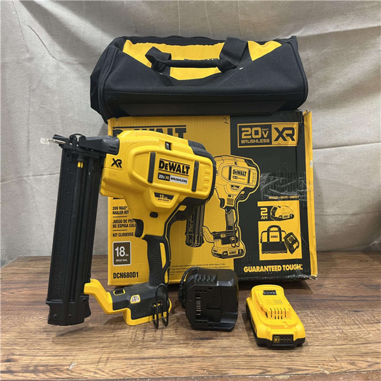 AS-IS DEWALT 20V MAX XR 18 Gauge Brad Nailer Kit