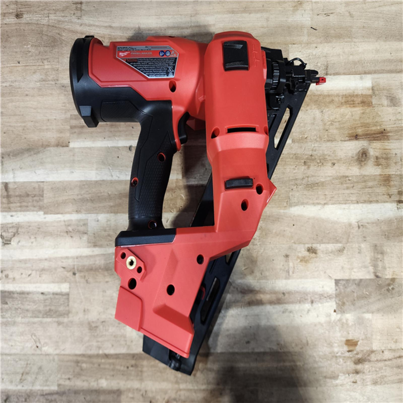 HOUSTON LOCATION - AS-IS (APPEARS LIKE NEW) Milwaukee  FUEL 18-Volt Lithium-Ion Brushless Cordless Gen II 15-Gauge Angled Finish Nailer (Tool-Only)