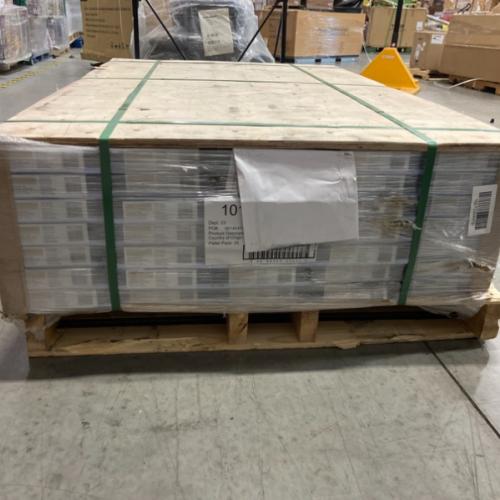 DALLAS LOCATION - Home Decorators Collection Crater Lake Oak 20 MIL x 7.1 in. W x 59.4 in. L Click Lock Waterproof Luxury Vinyl Plank Flooring (20.5 sqft/case) - 35 UNITS