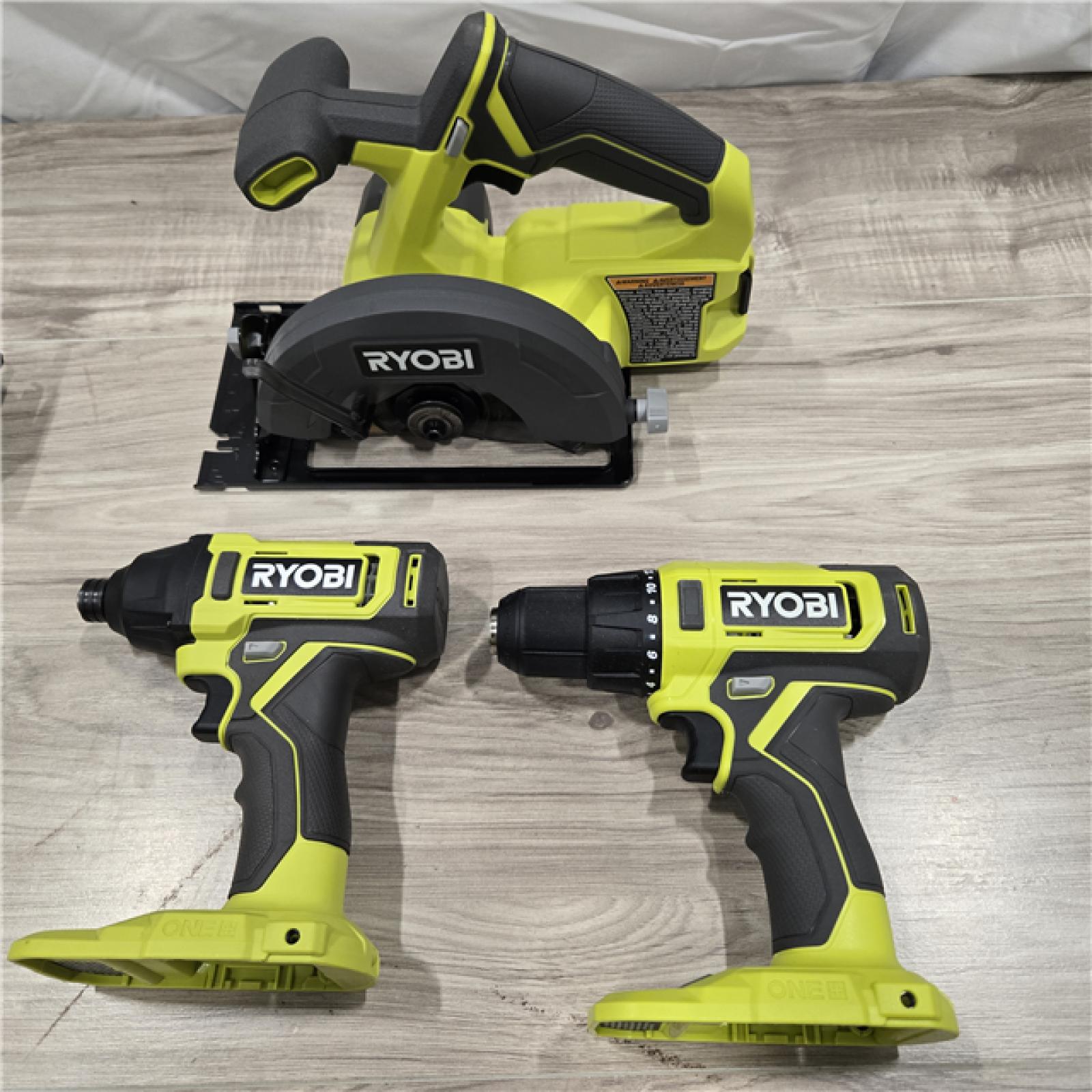 LIKE NEW! - RYOBI ONE+ 18V Cordless 6-Tool Combo Kit