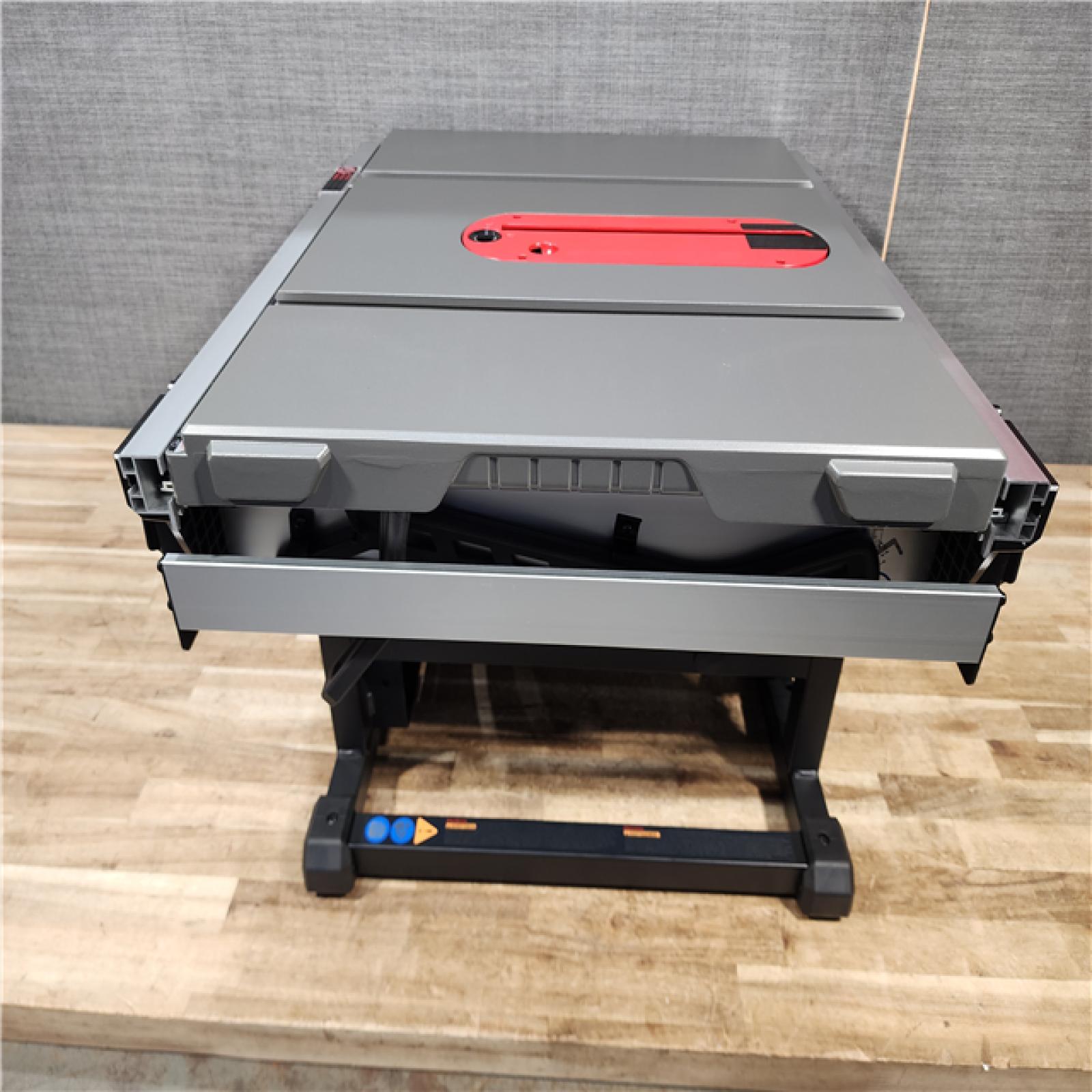 HOUSTON LOCATION - AS - IS Milwaukee M18 FUEL ONE-KEY 18-Volt Lithium-Ion Brushless Cordless 8-1/4 in. Table Saw (Tool-Only)
