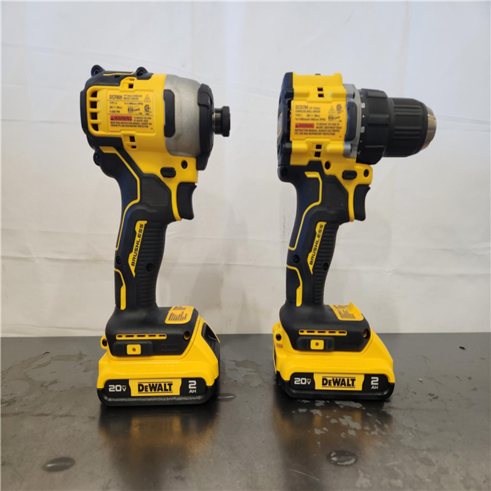 AS-IS- DEWALT ATOMIC 20-Volt MAX Lithium-Ion Cordless Combo Kit