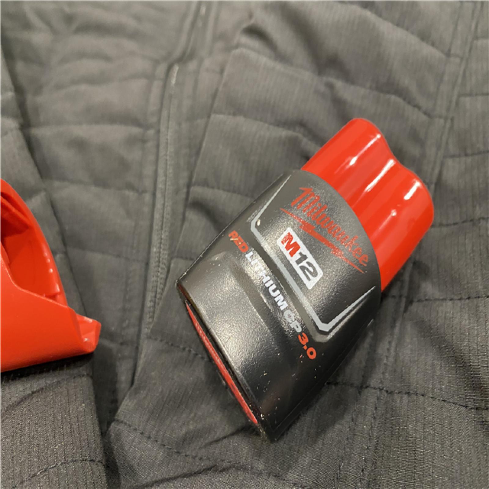 AS-IS Milwaukee Women's Medium 12-Volt Lithium-Ion Cordless AXIS Black Heated Quilted Jacket Kit