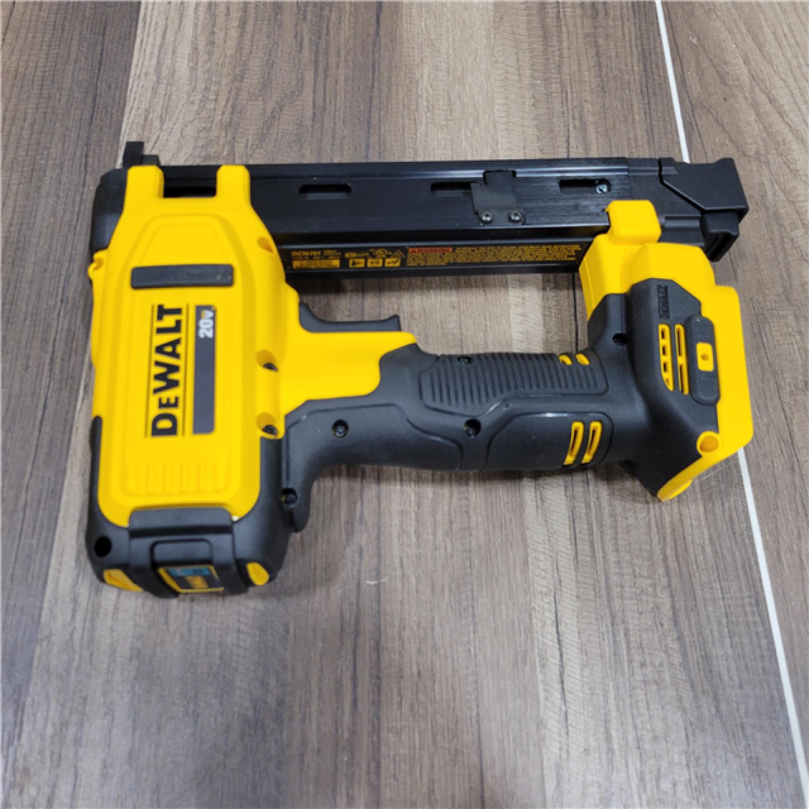 AS-IS DeWalt 20-Volt MAX Lithium-Ion Cordless Cable Stapler (Tool-Only)