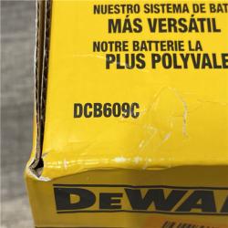 NEW - DEWALT 20V/60V MAX FLEXVOLT Lithium-Ion 9.0Ah Battery and Charger Starter Kit
