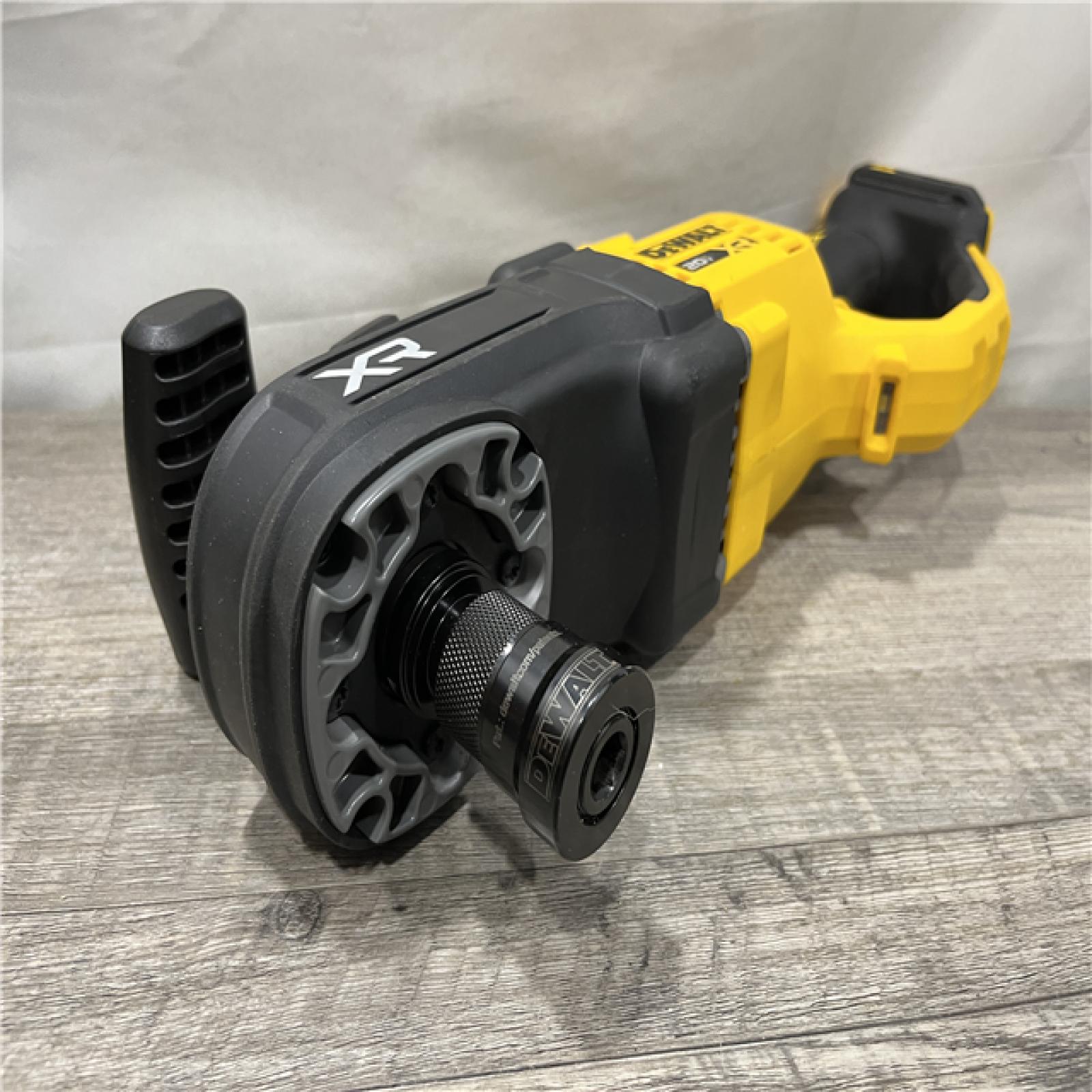 AS-IS DEWALT 20V MAX XR Lithium-Ion Brushless Cordless 7/16 in. Compact Stud & Joist Drill Kit